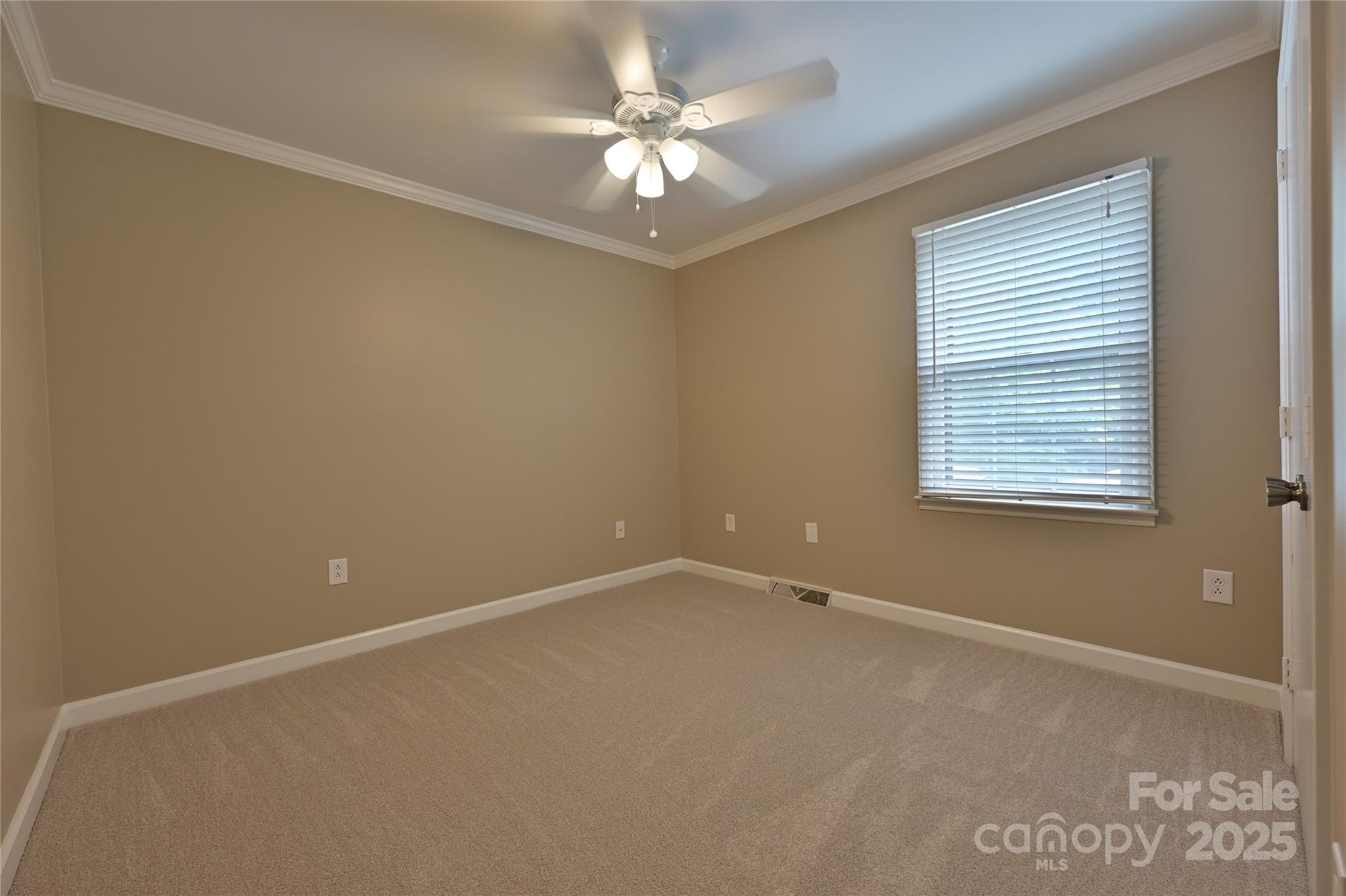 7001 Graburn Road Property Photo 35