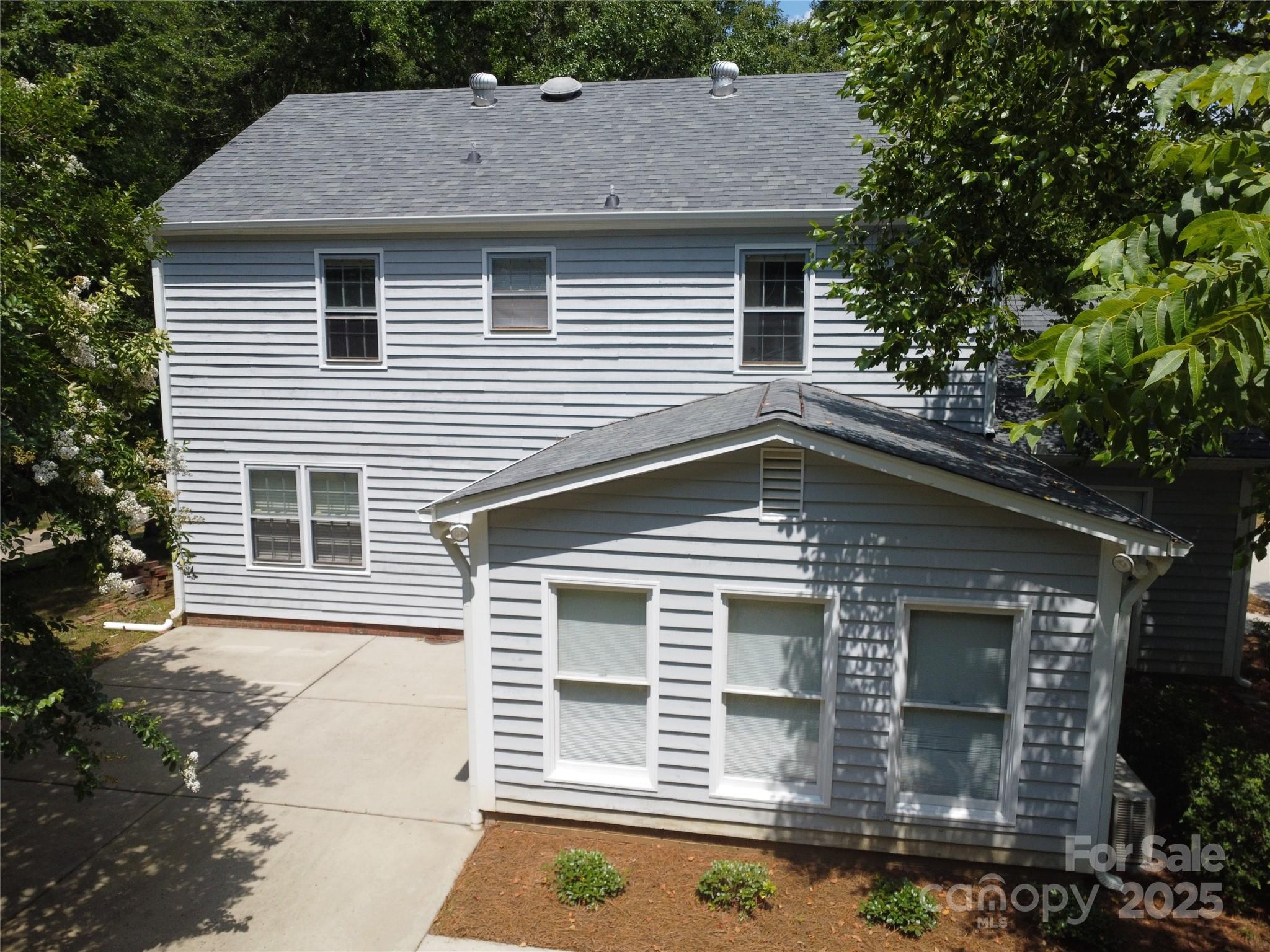 7001 Graburn Road Property Photo 44