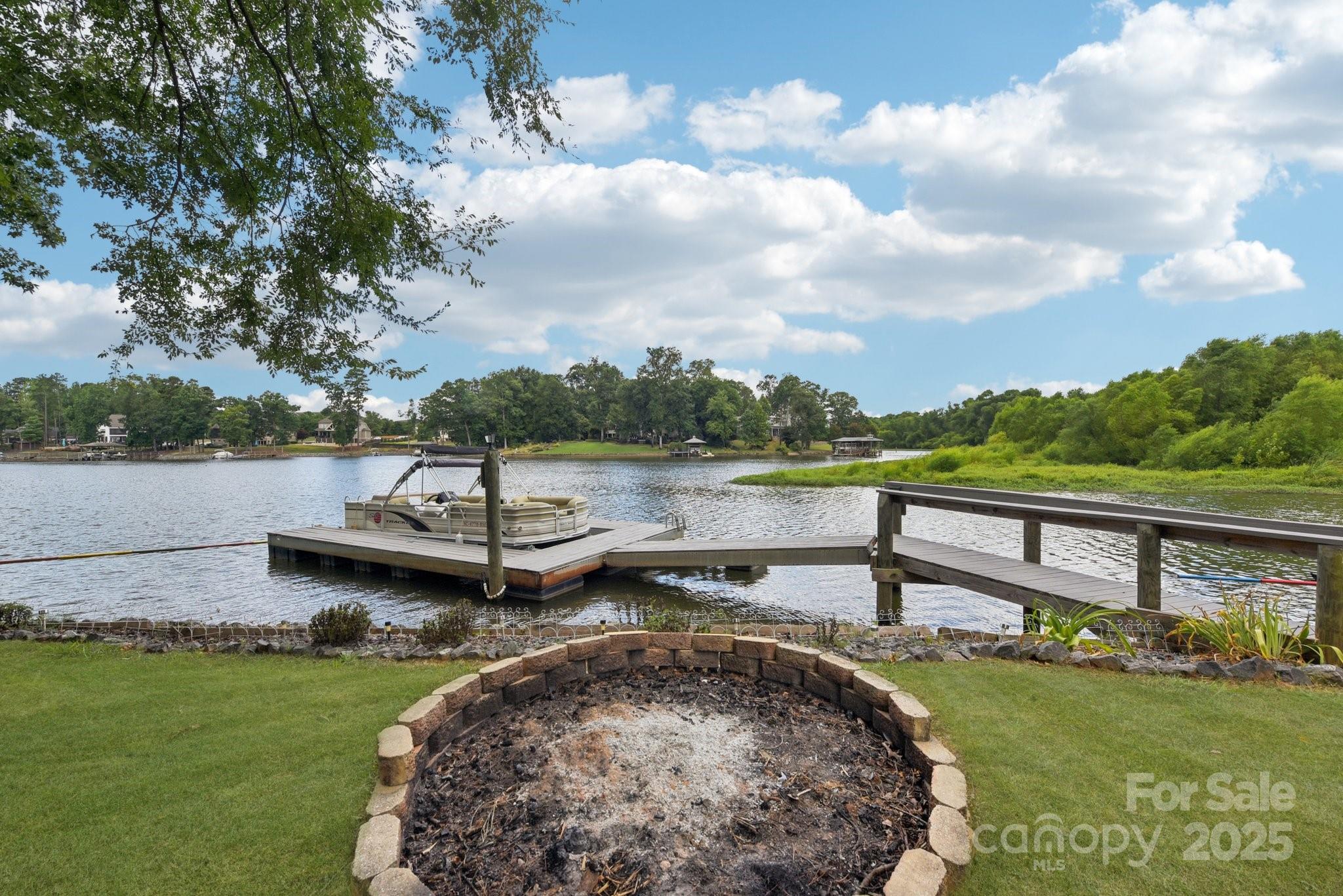 5141 Sapp Circle Property Photo 2