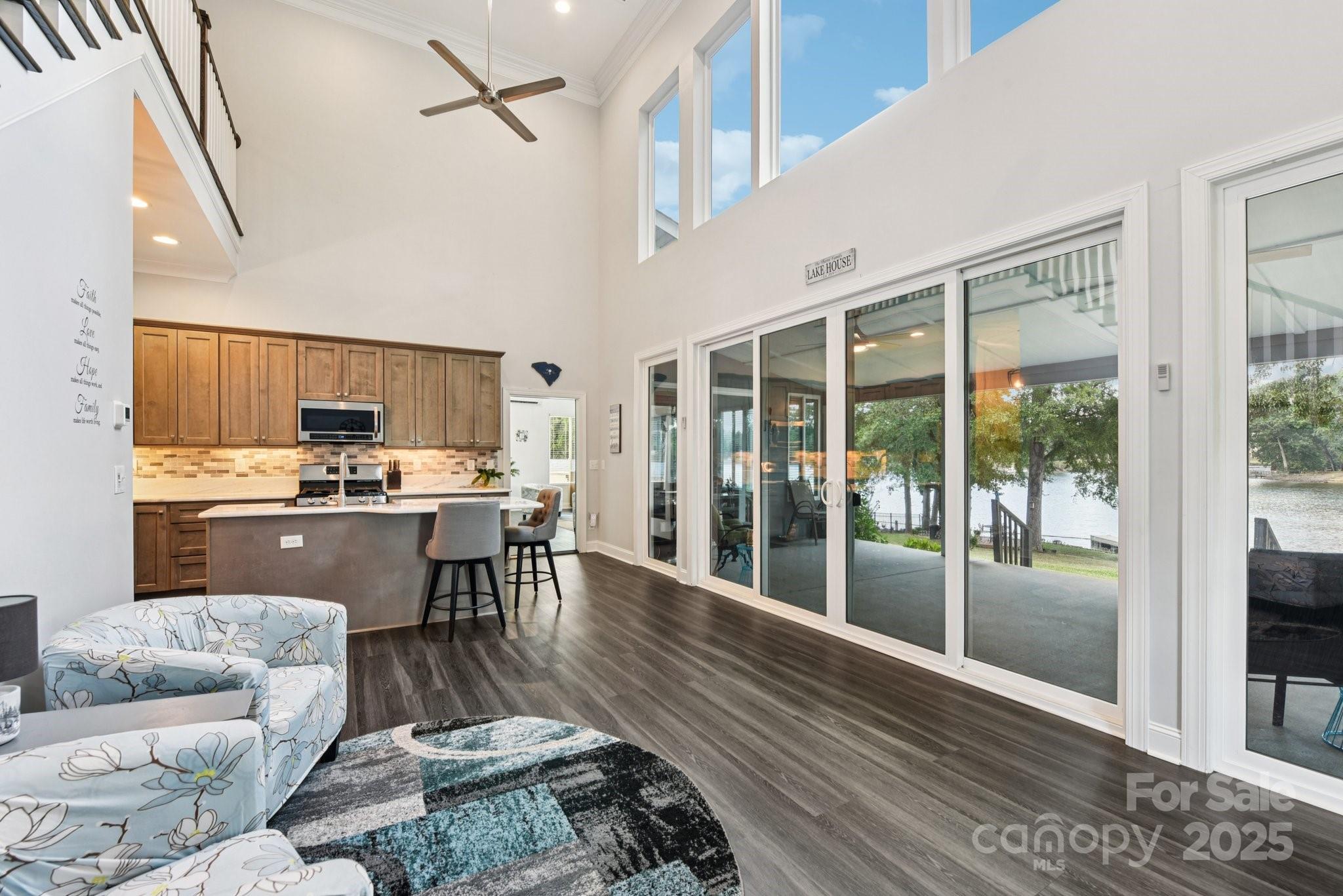 5141 Sapp Circle Property Photo 8