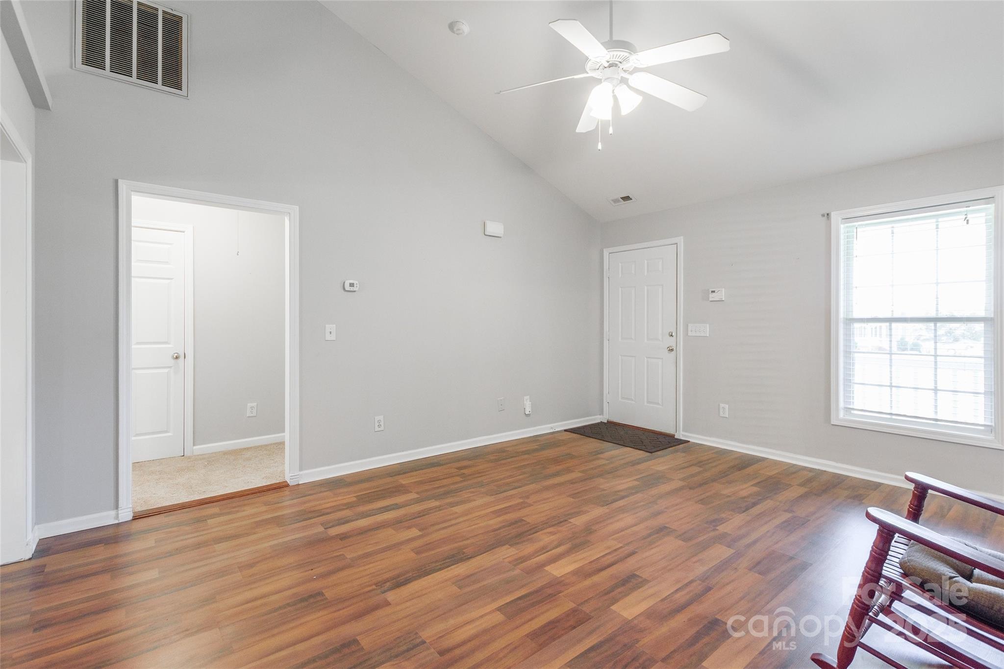 823 Prestwick Drive Property Photo 6