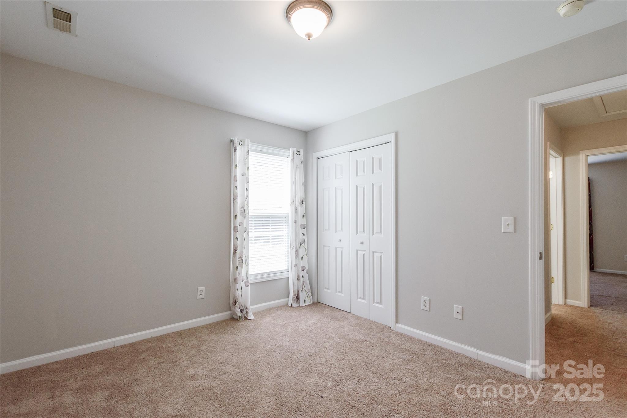 823 Prestwick Drive Property Photo 19