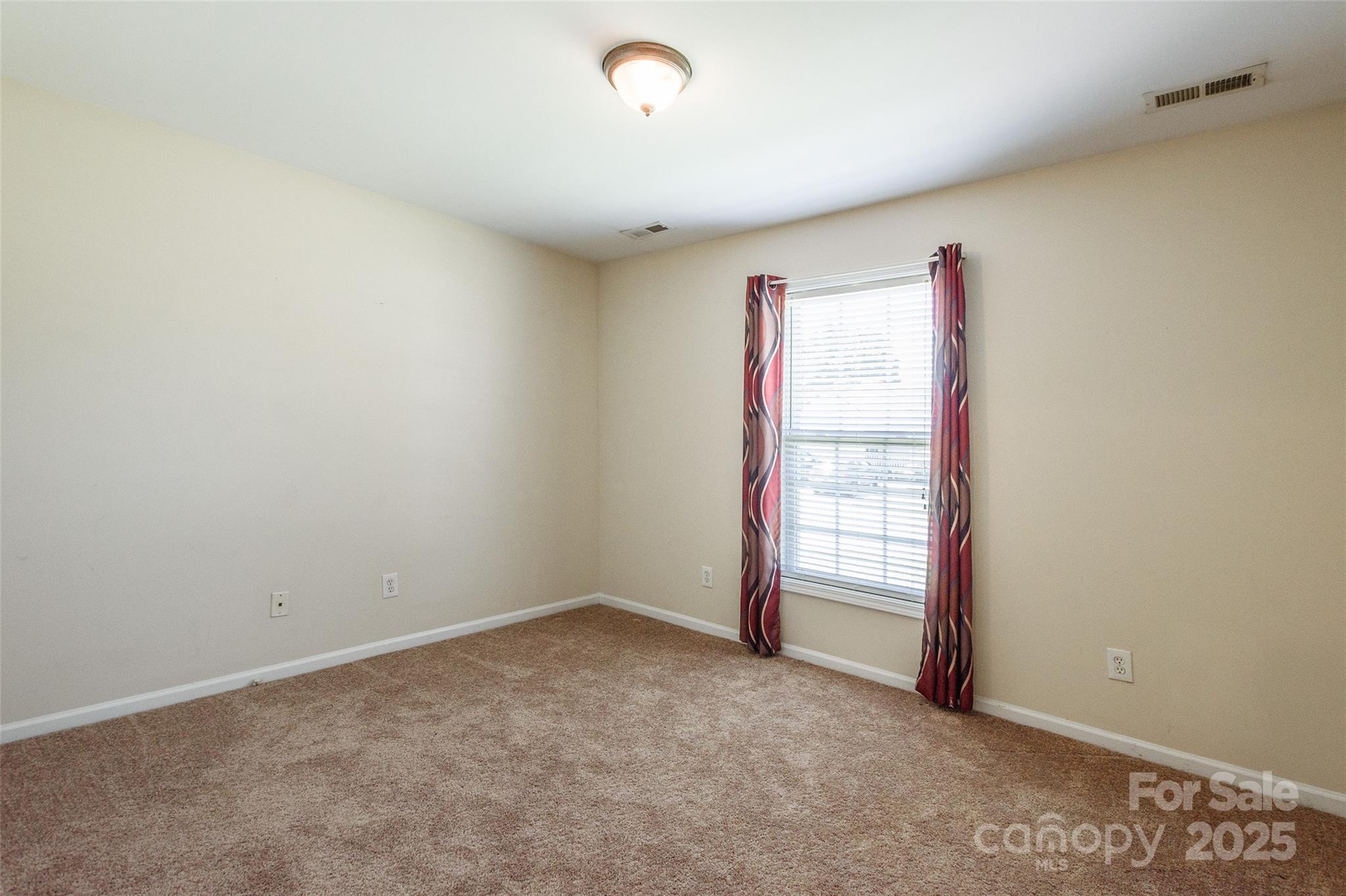 823 Prestwick Drive Property Photo 21