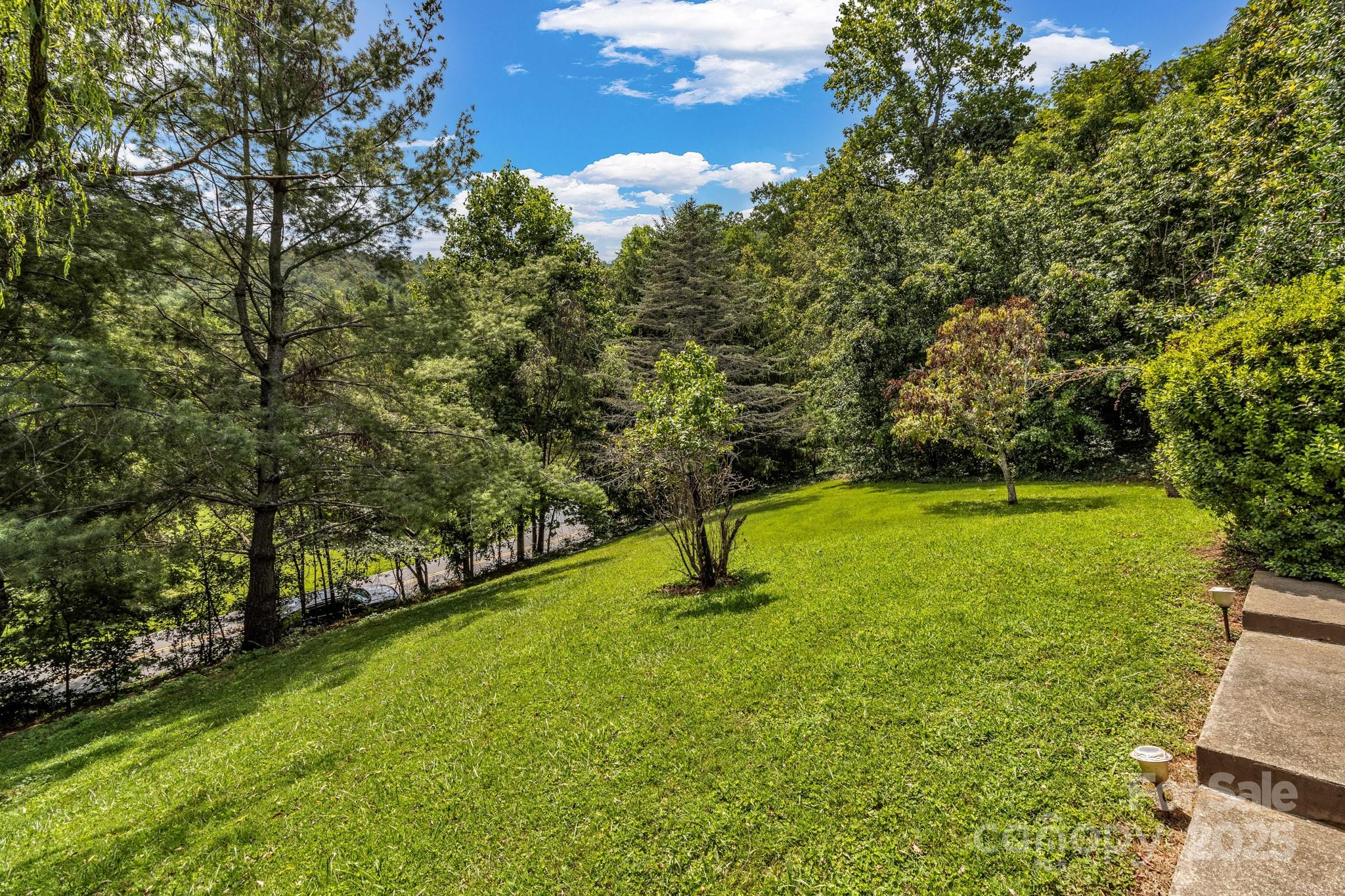 31 Mark Twain Road Property Photo 7