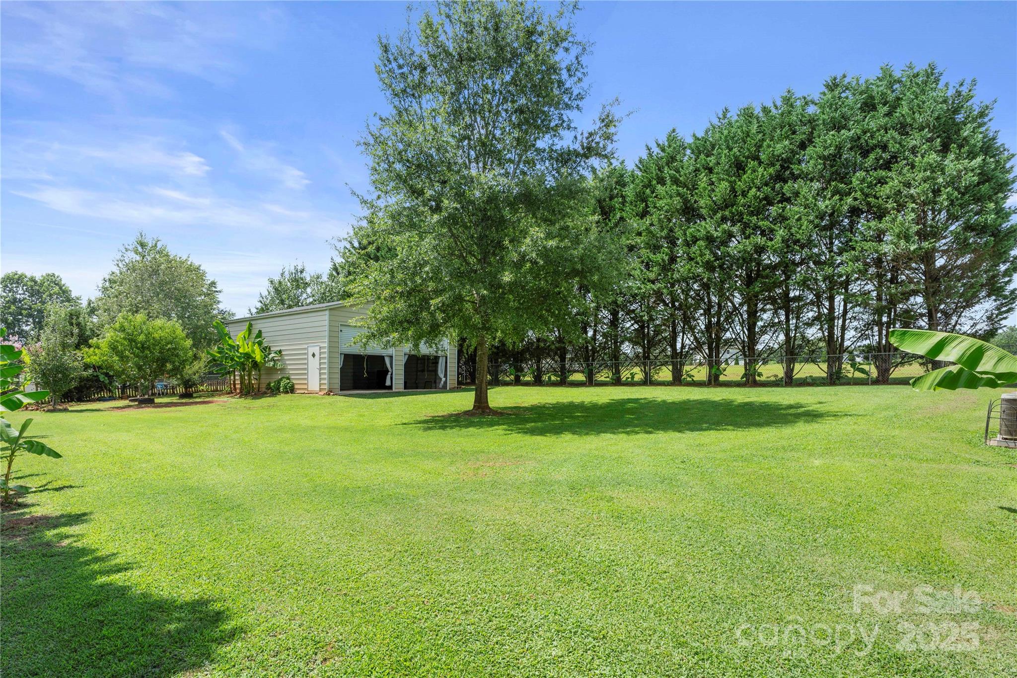 938 Lyndsey Brook Court Property Photo 8