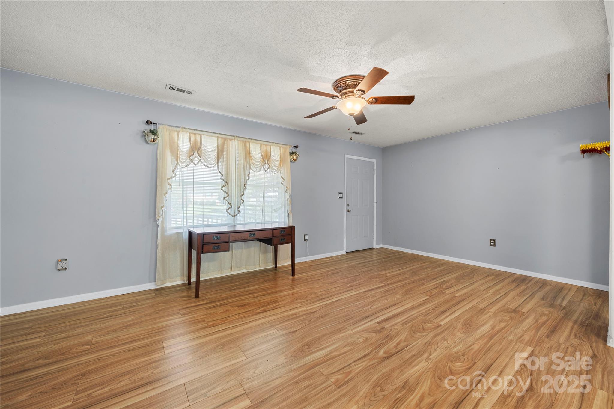 938 Lyndsey Brook Court Property Photo 12
