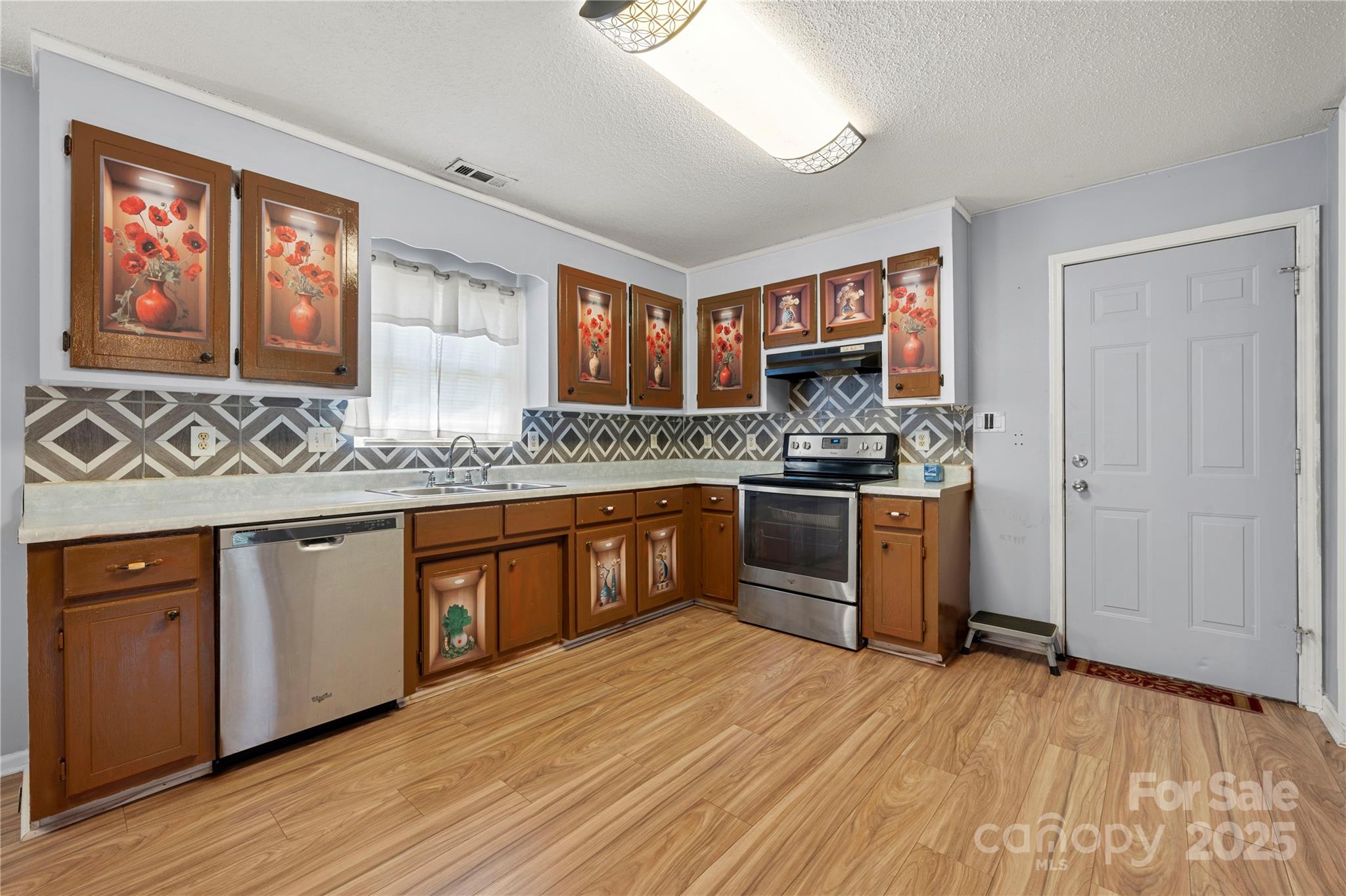 938 Lyndsey Brook Court Property Photo 14