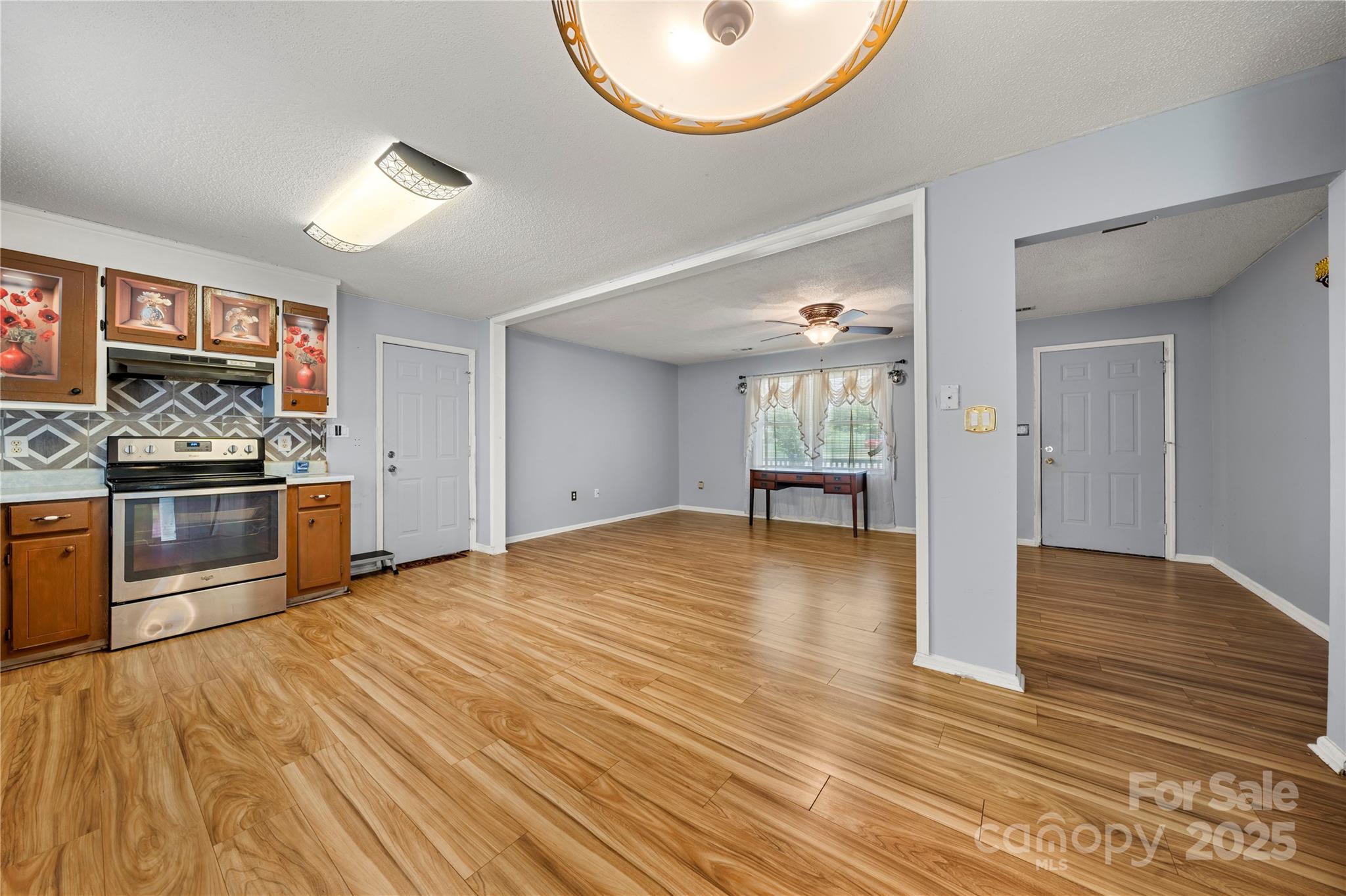 938 Lyndsey Brook Court Property Photo 16