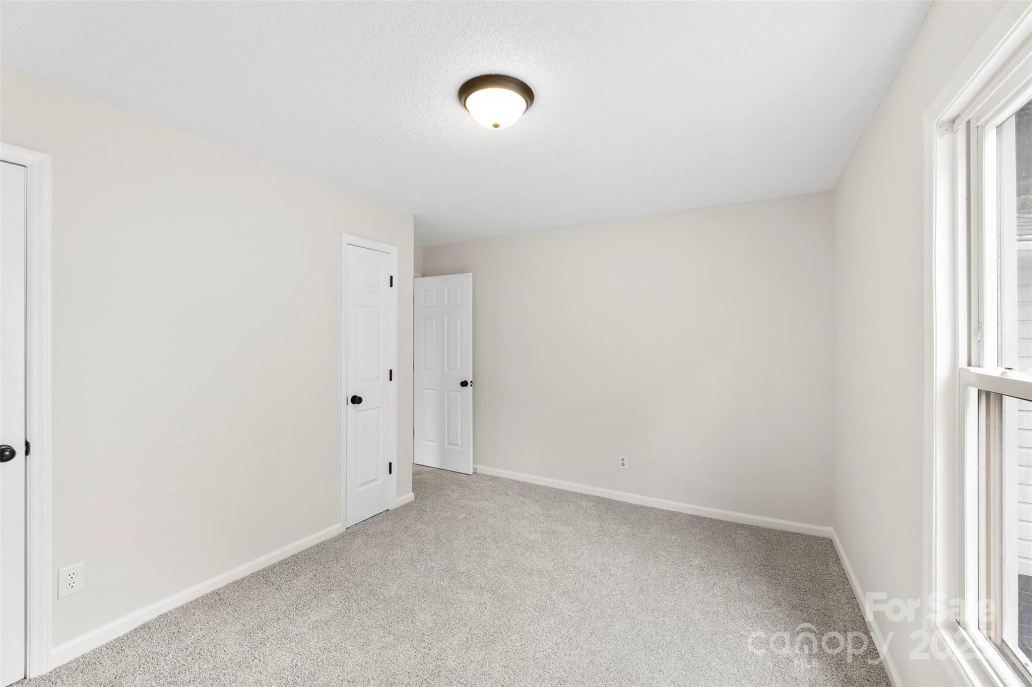 204 Live Oak Avenue Property Photo 12