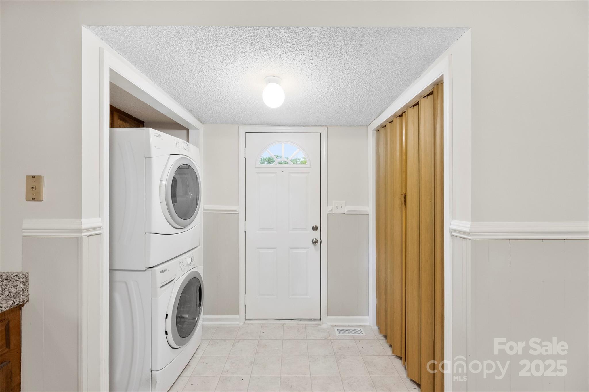 204 Live Oak Avenue Property Photo 24