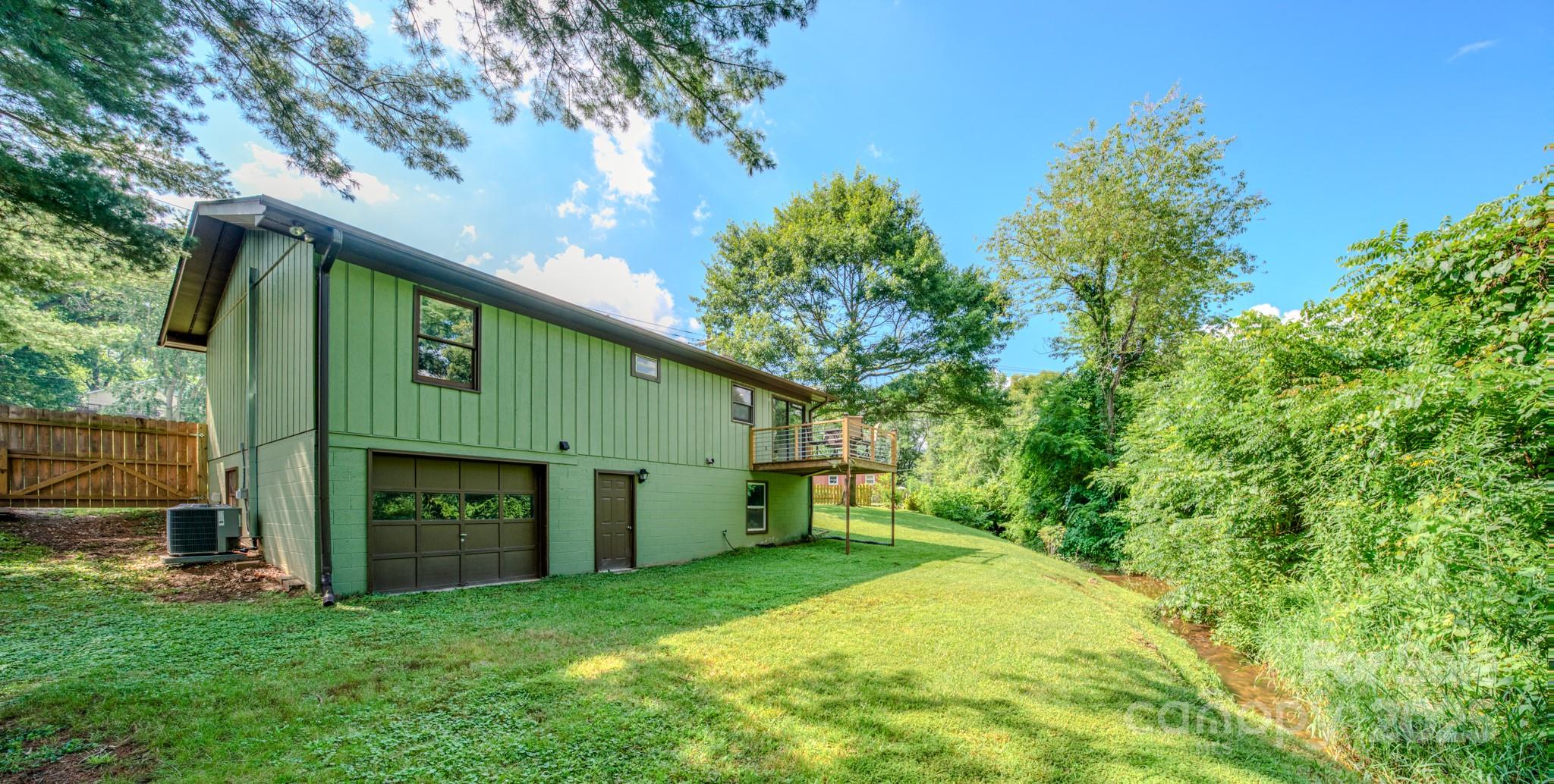 204 Oakdale Road Property Photo 4