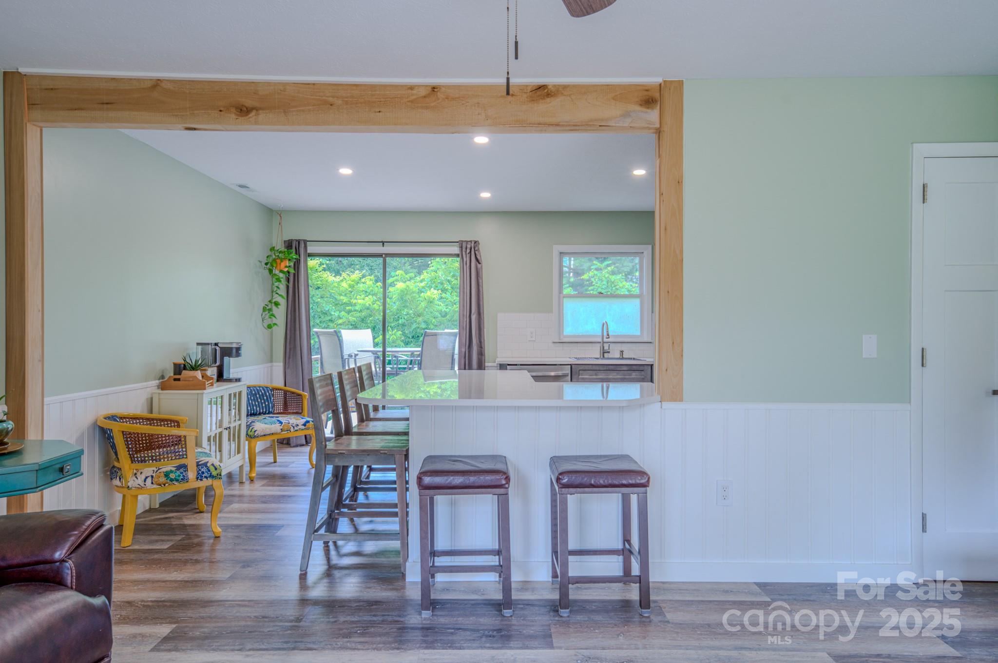 204 Oakdale Road Property Photo 7