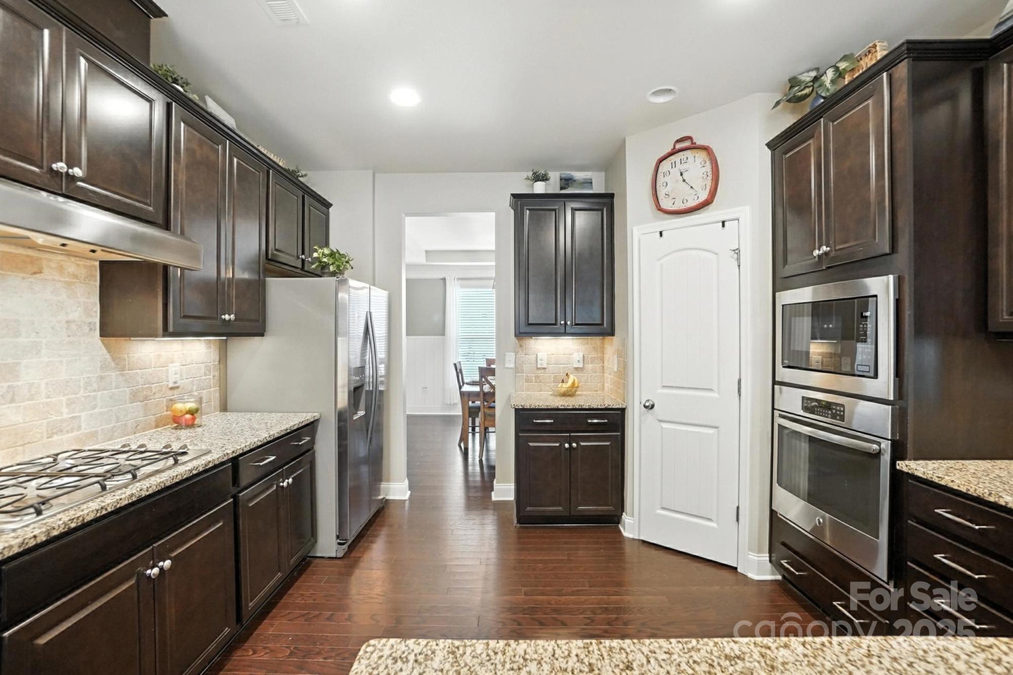 11354 Cedarvale Farm Parkway Property Photo 11