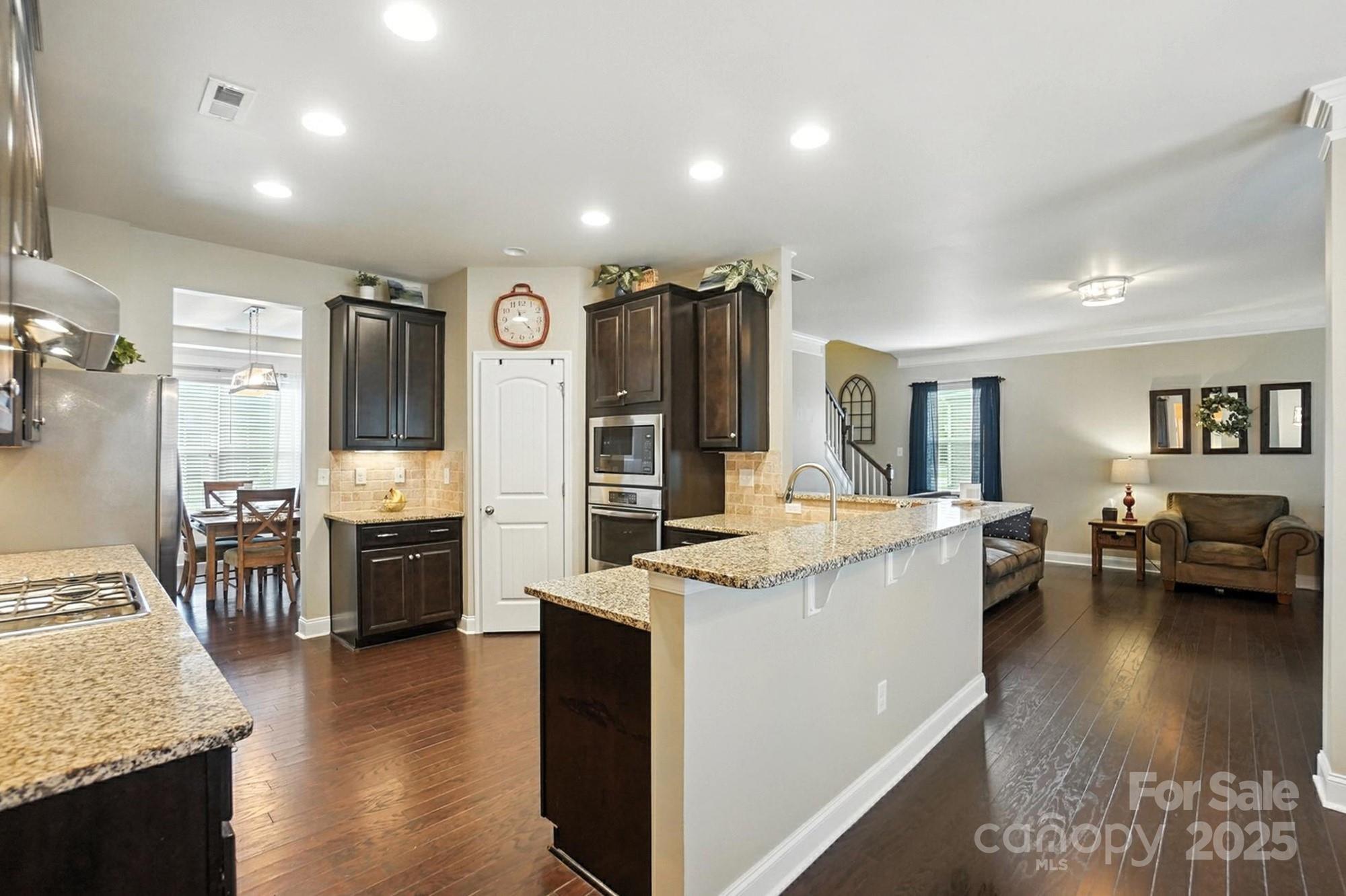 11354 Cedarvale Farm Parkway Property Photo 16