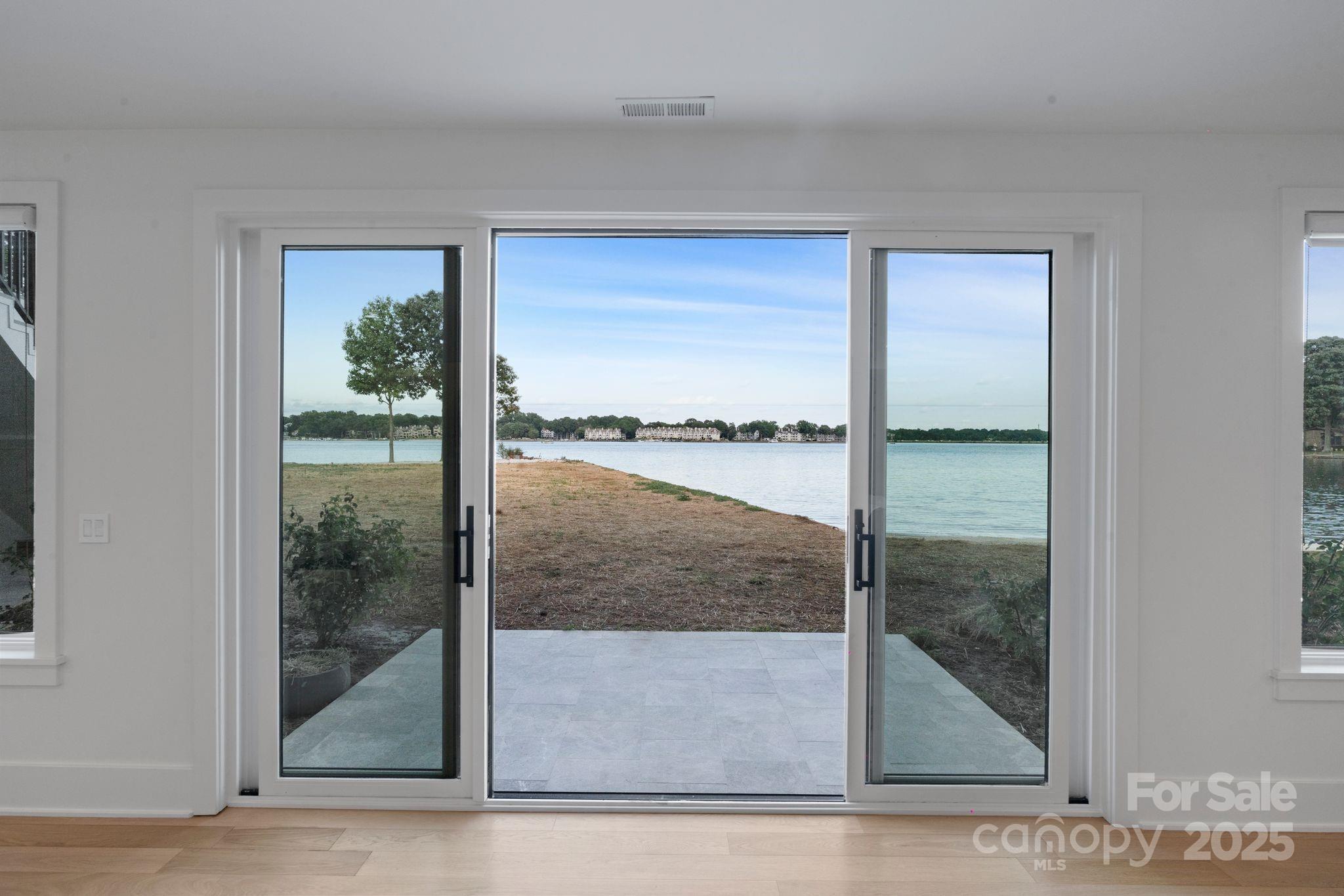 21528 Norman Shores Drive Property Photo 25