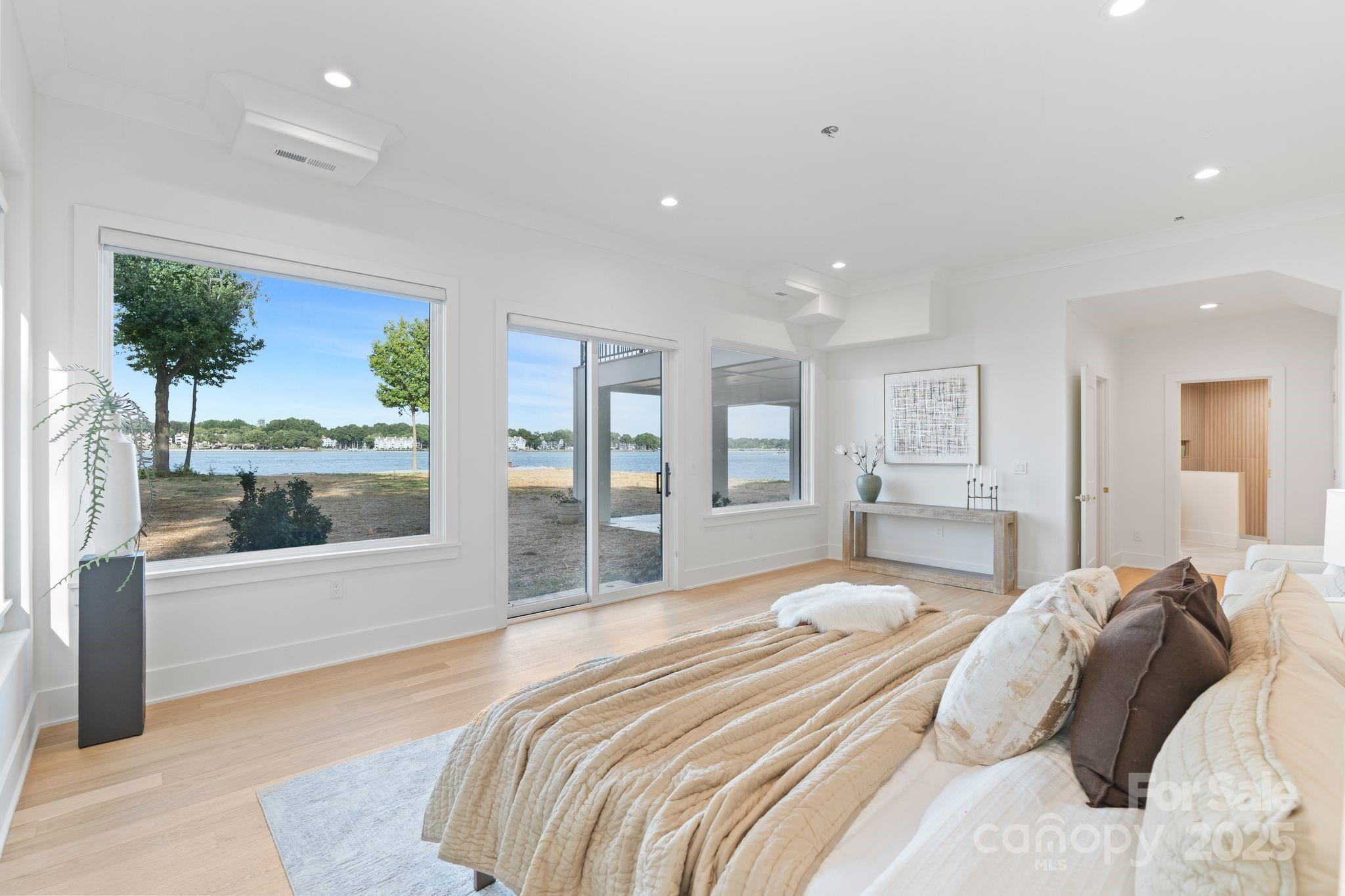 21528 Norman Shores Drive Property Photo 29