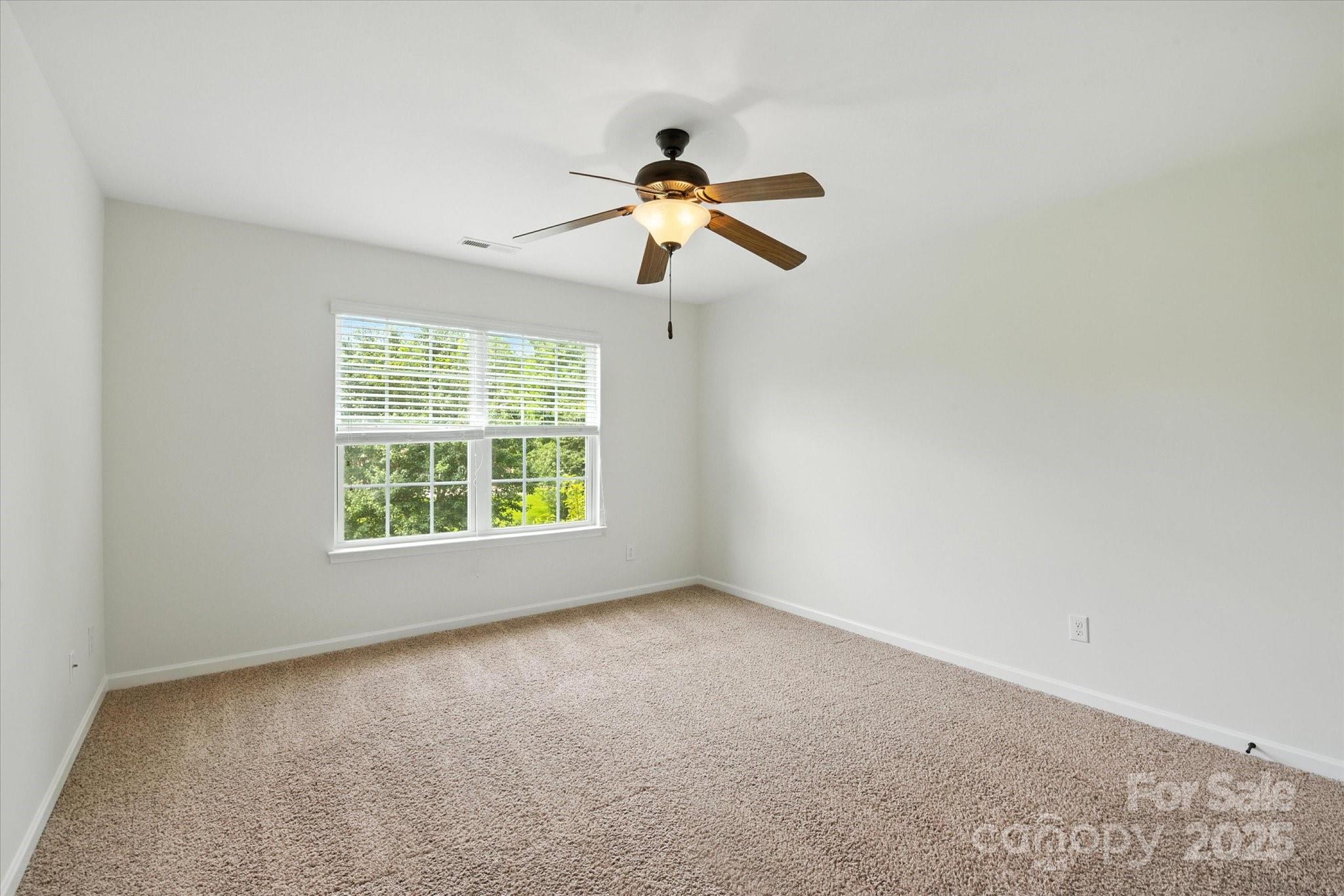 1012 Garden Rose Court Property Photo 29