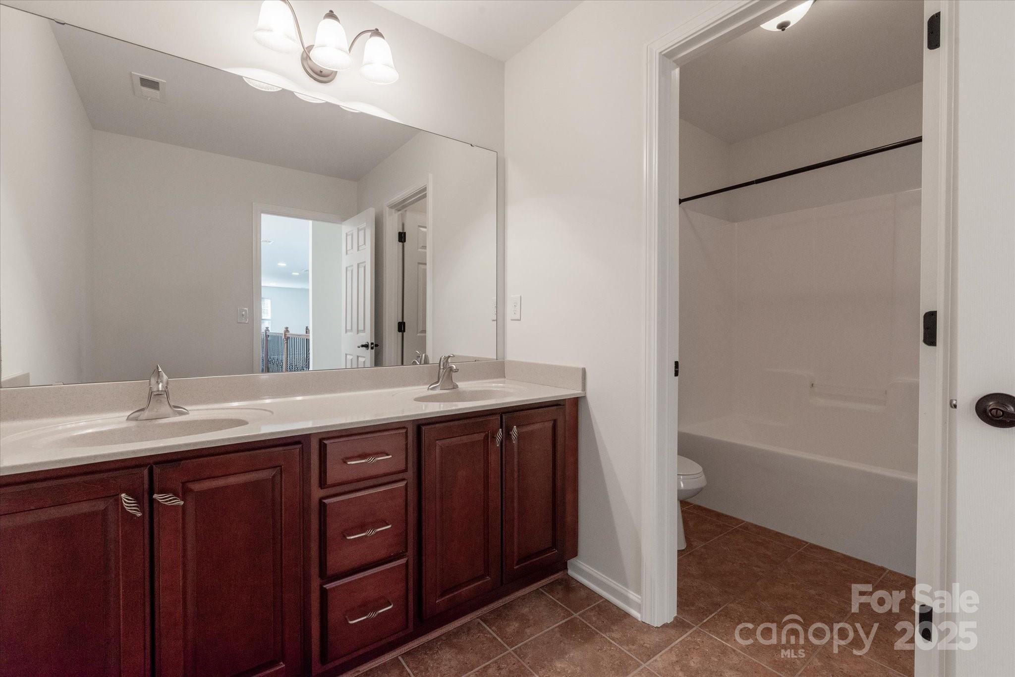 1012 Garden Rose Court Property Photo 30