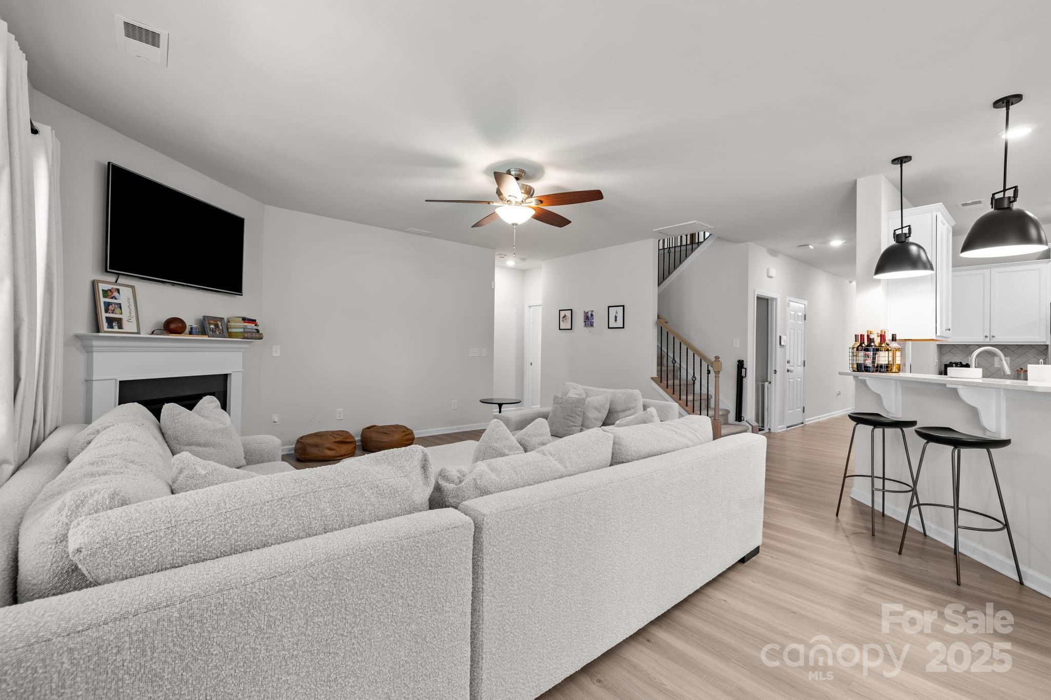 15636 Oleander Drive Property Photo 10