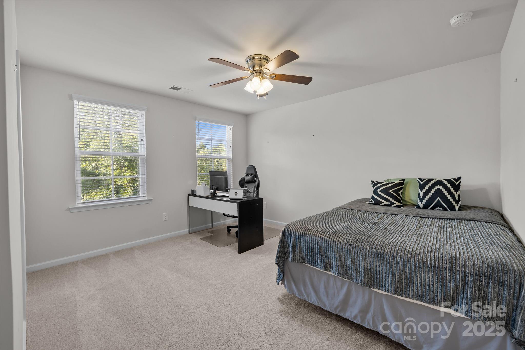 15636 Oleander Drive Property Photo 34