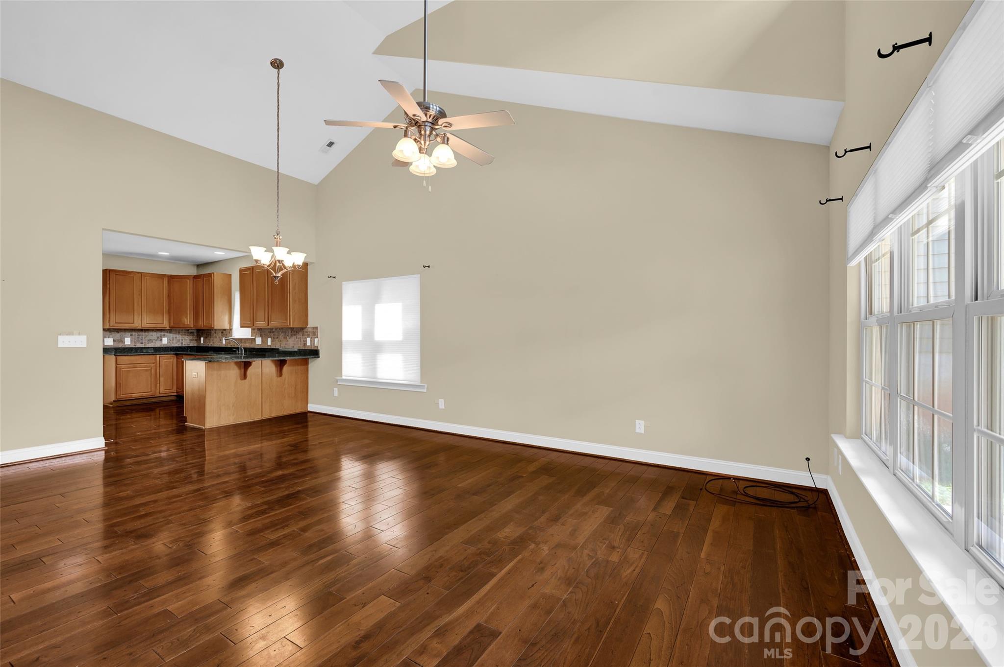 102 Coral Lane Property Photo 5