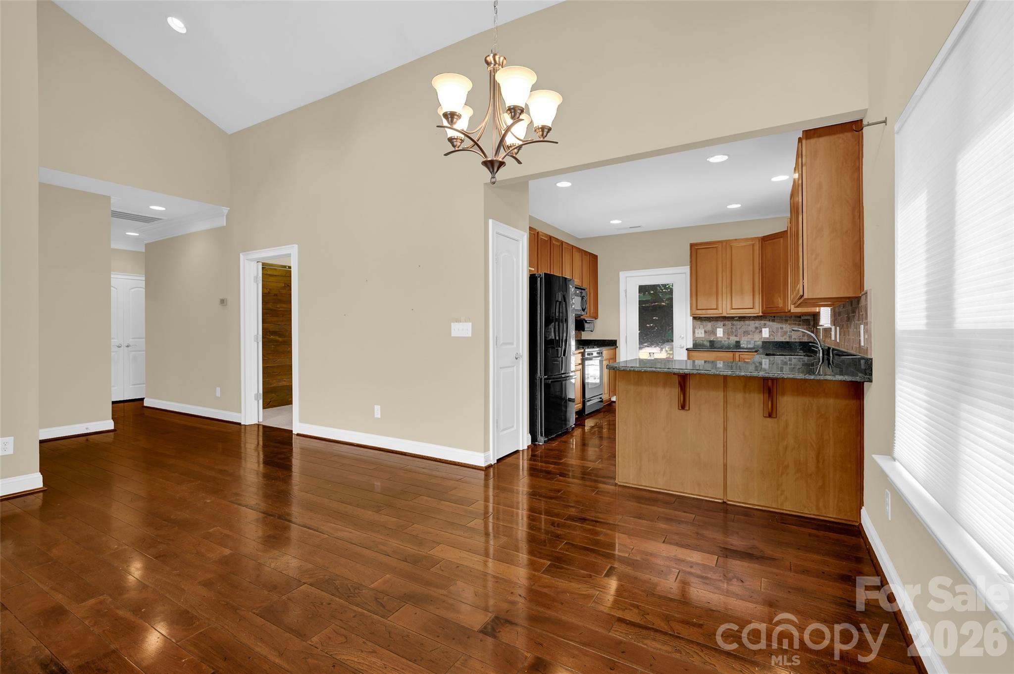 102 Coral Lane Property Photo 10