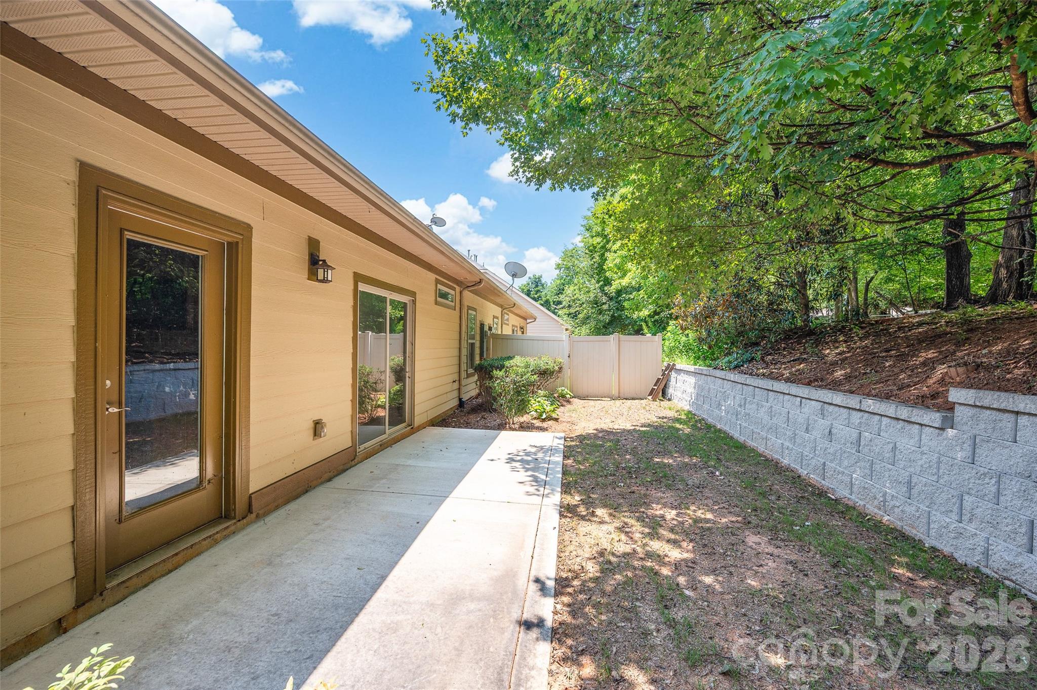 102 Coral Lane Property Photo 19