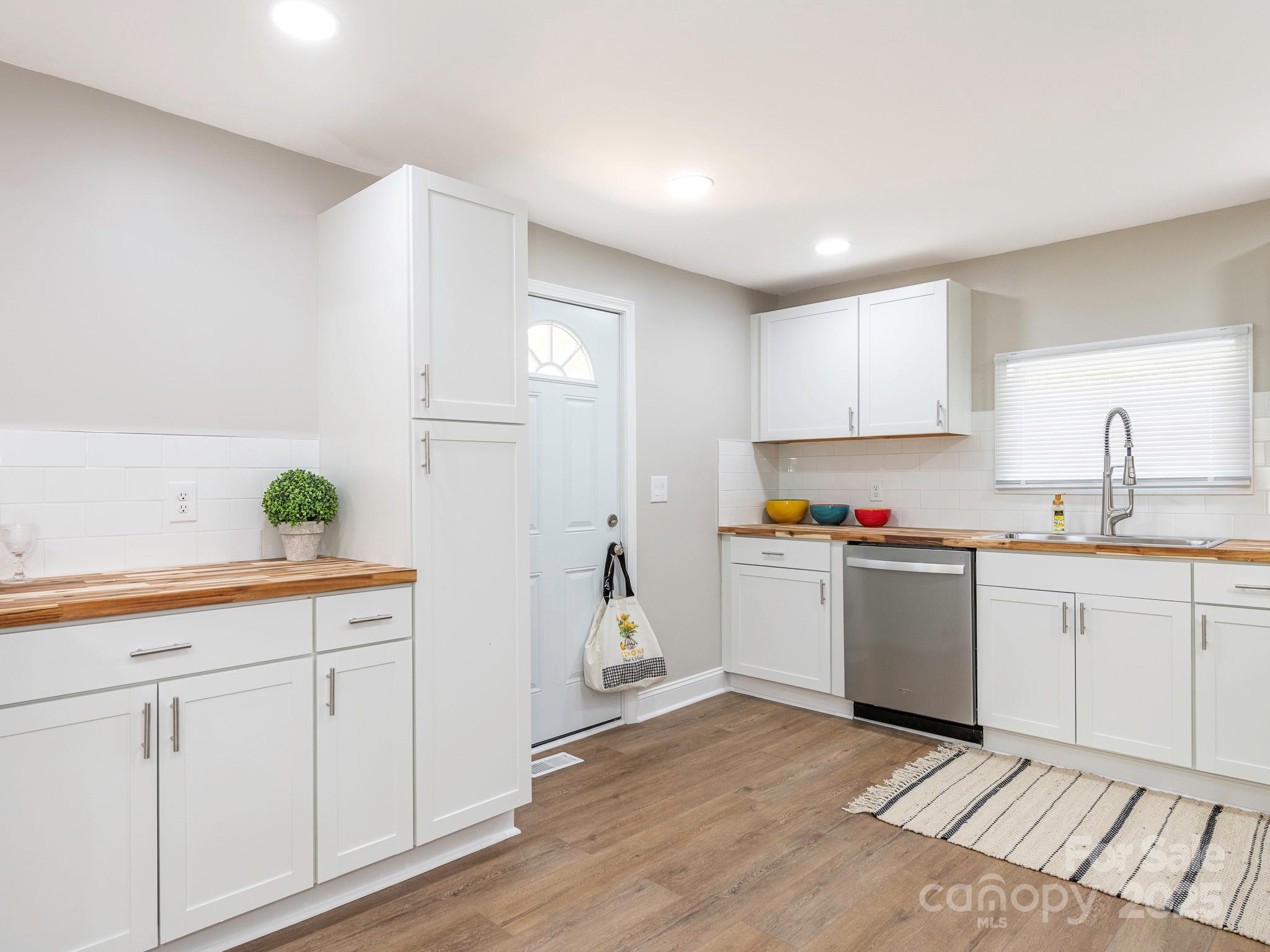 606 W Pine Street Property Photo 20