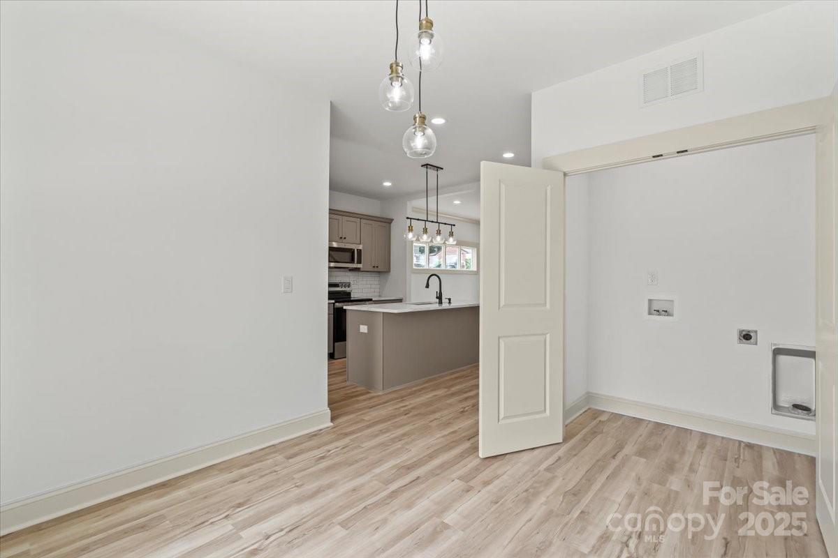 431 W Norment Avenue Property Photo 22