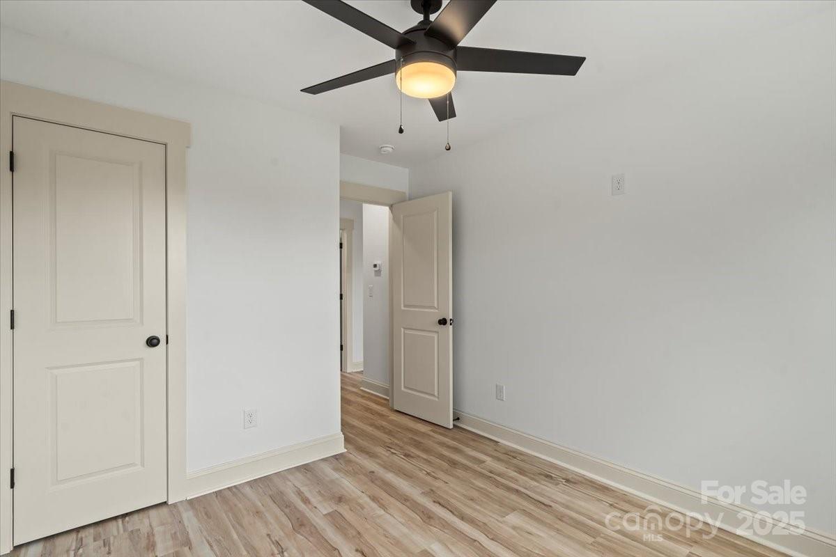 431 W Norment Avenue Property Photo 24