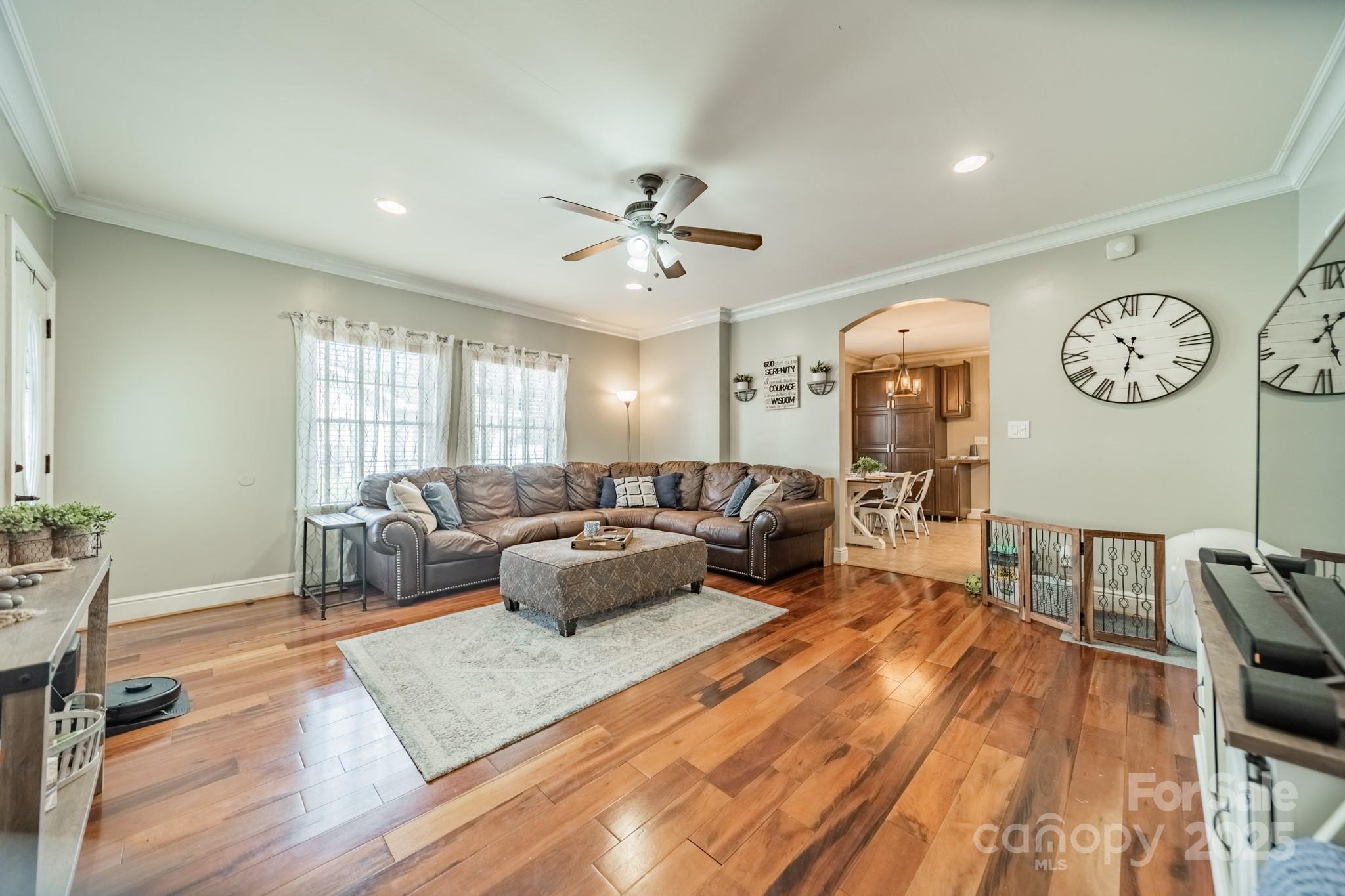 448 17th Street Property Photo 4