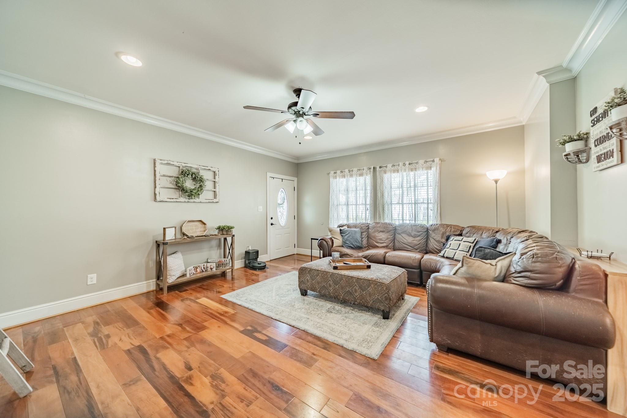 448 17th Street Property Photo 5
