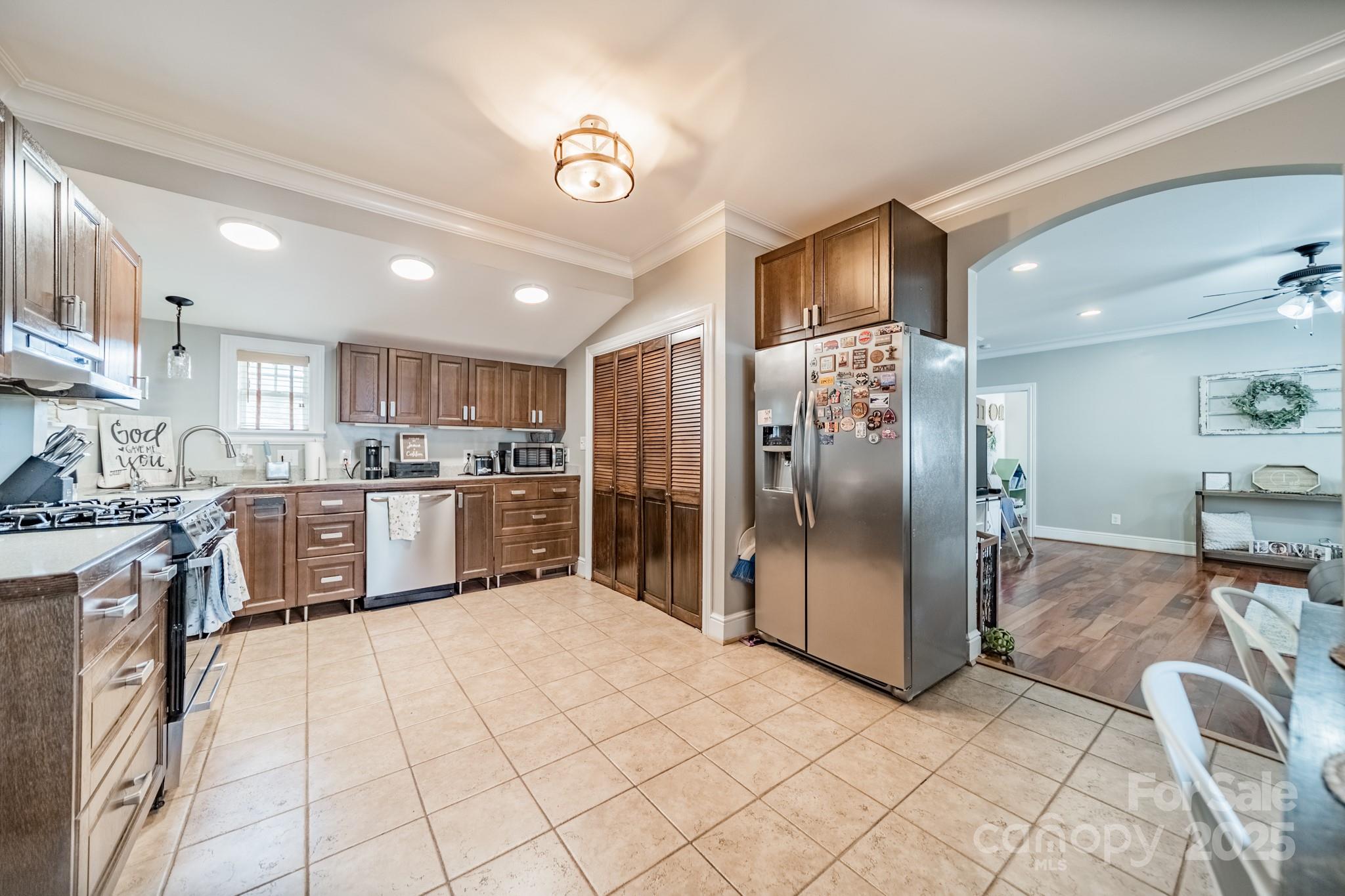 448 17th Street Property Photo 12