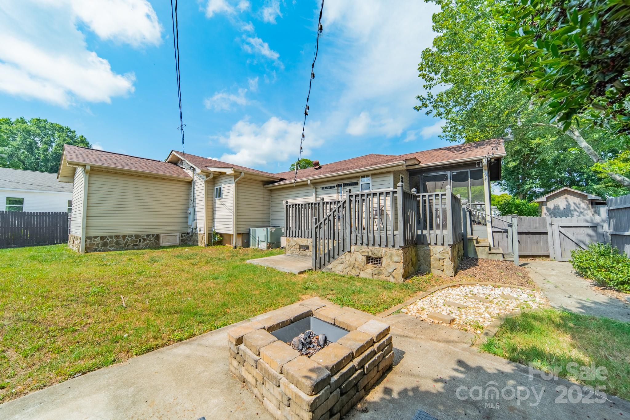 448 17th Street Property Photo 35