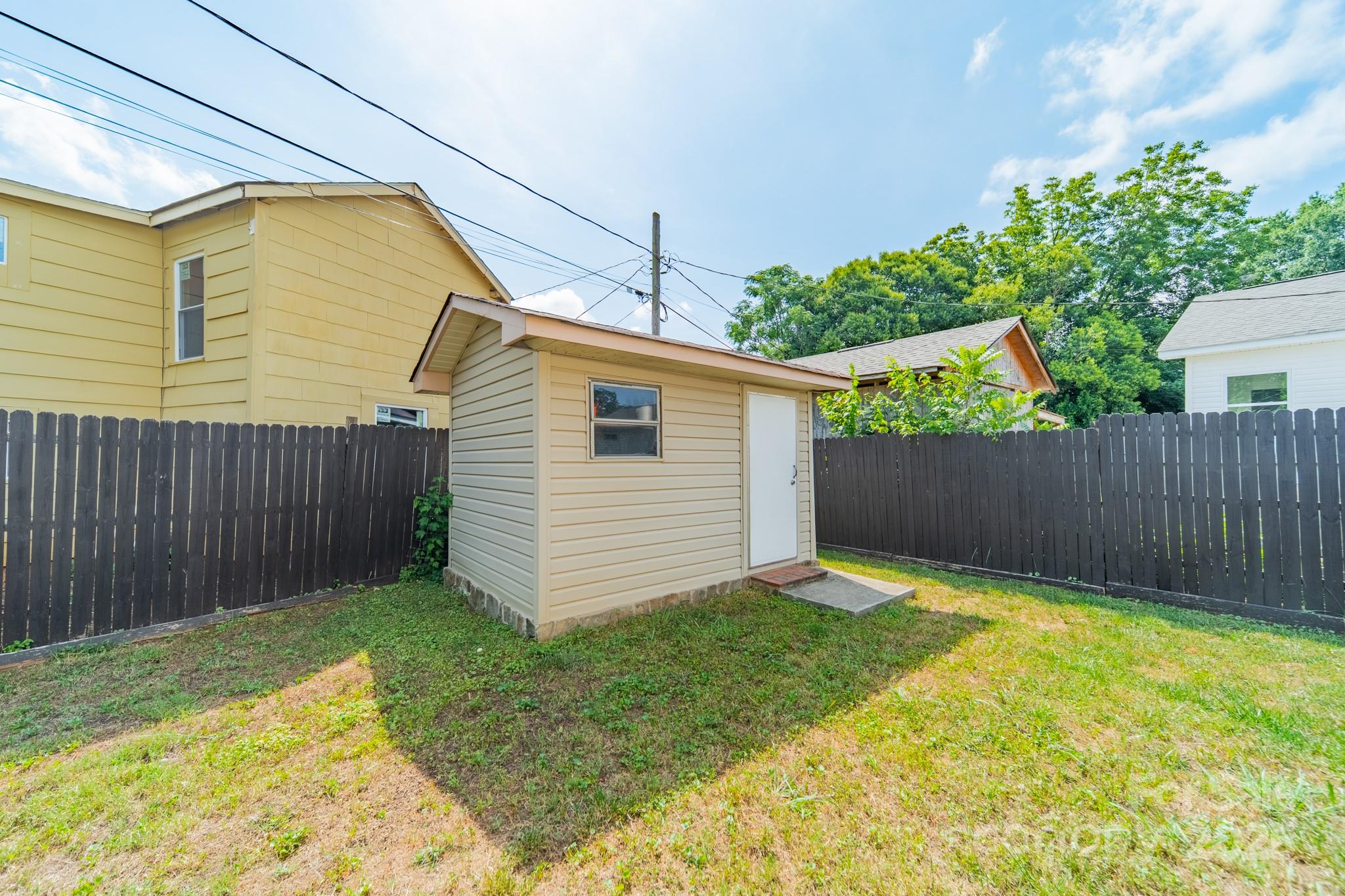 448 17th Street Property Photo 37