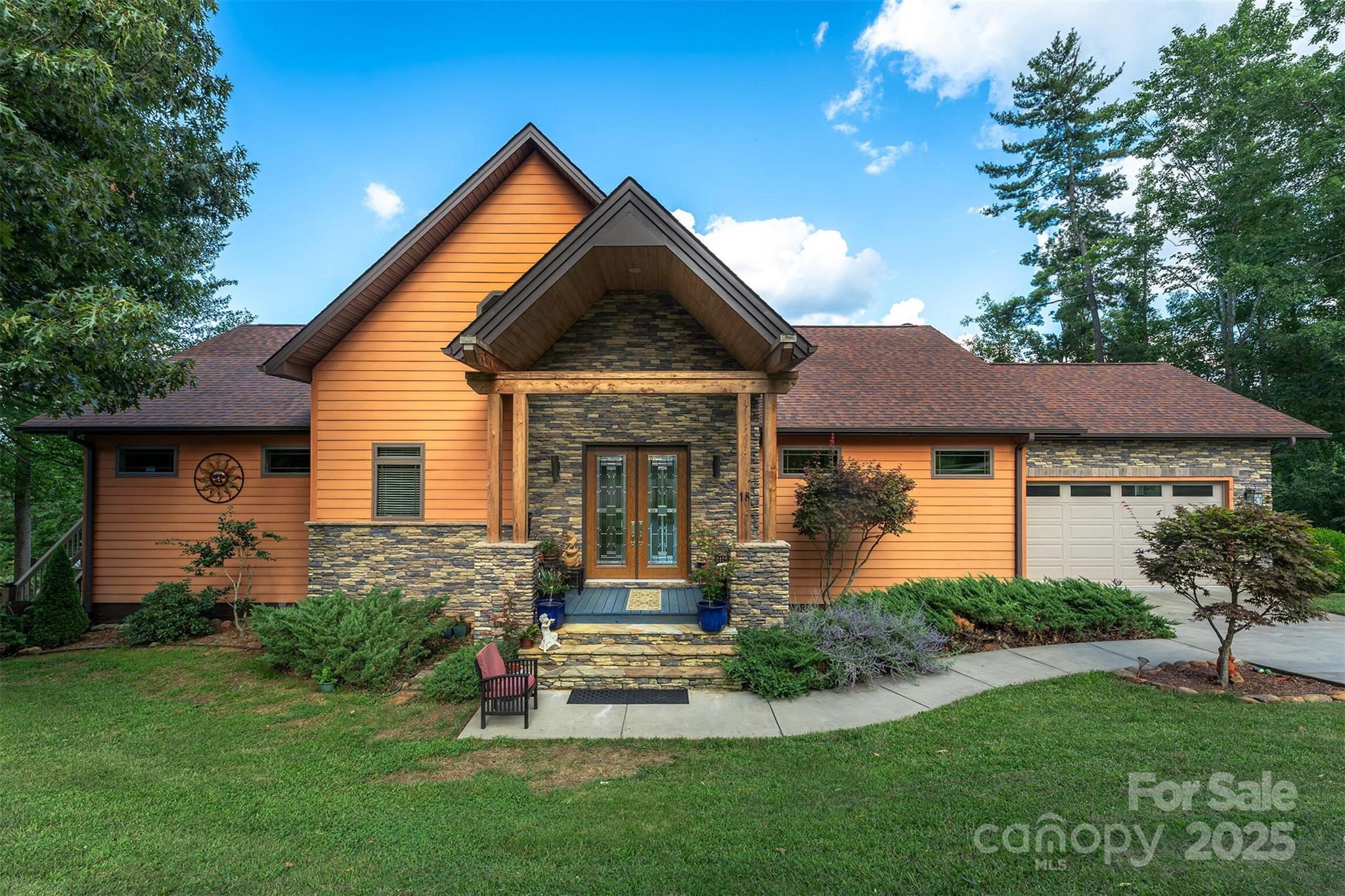 18 Timber Moss Drive Property Photo 1