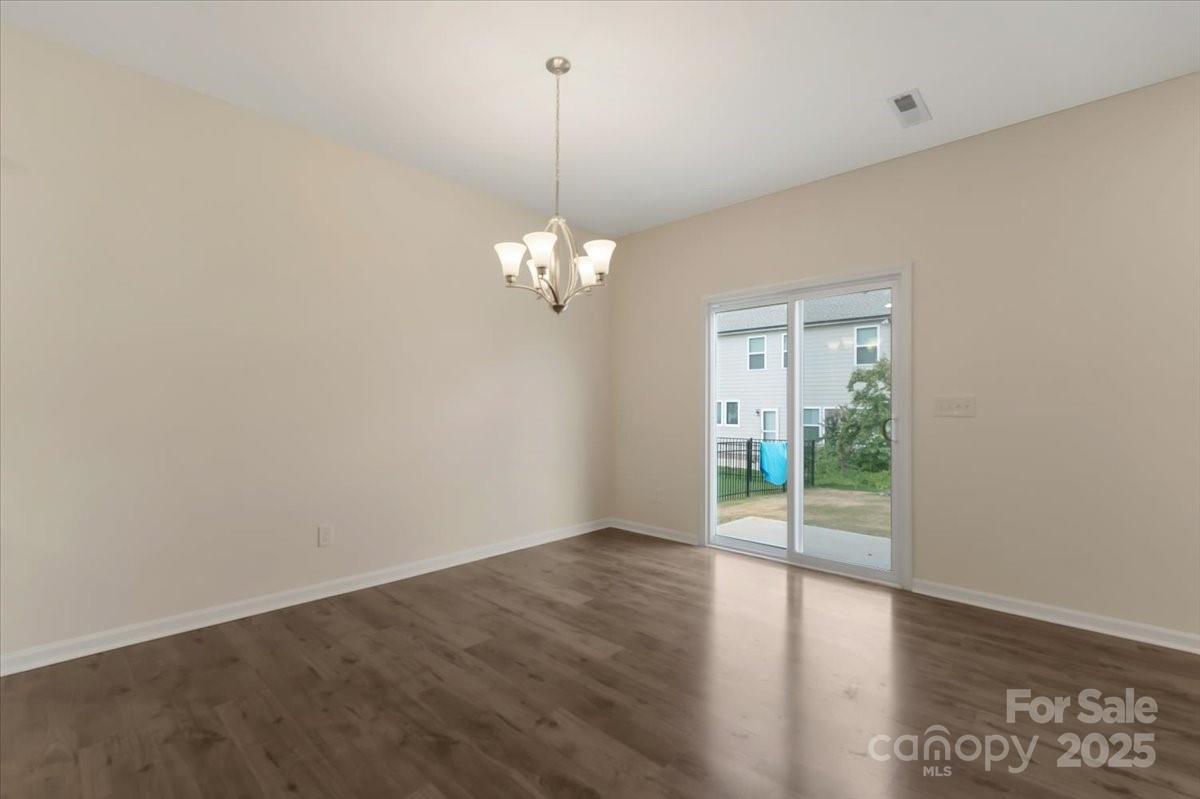 1207 Scotch Meadows Loop Property Photo 9