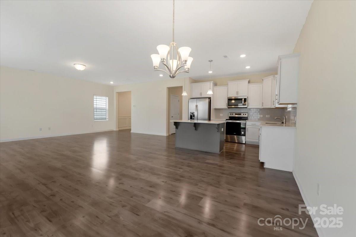 1207 Scotch Meadows Loop Property Photo 10