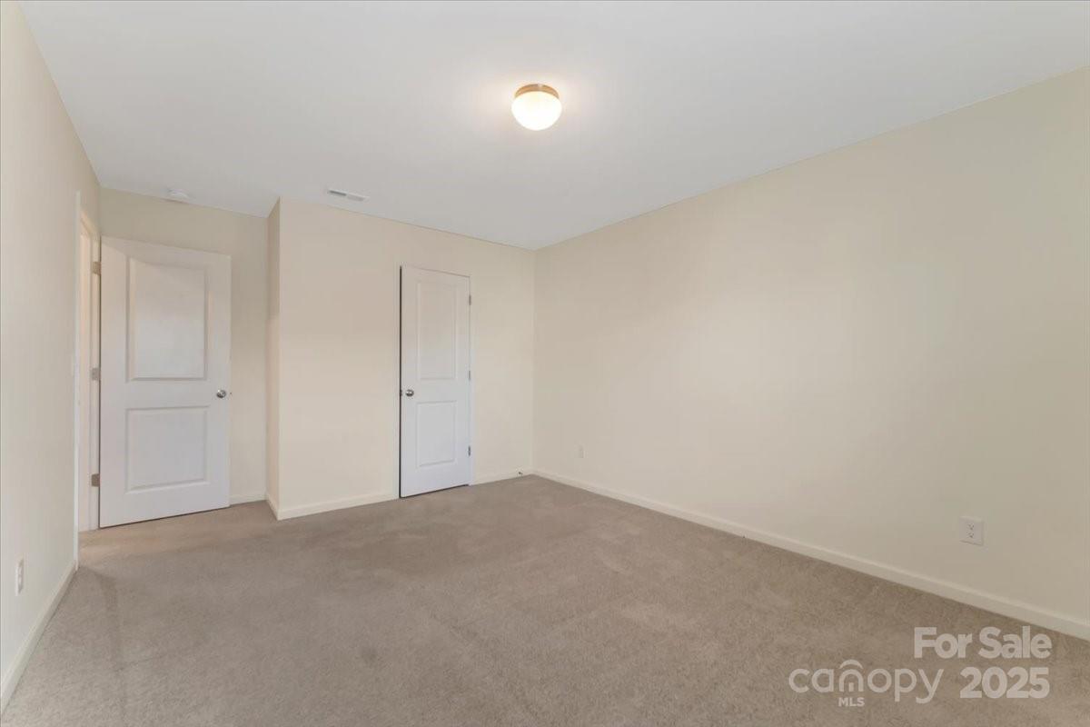 1207 Scotch Meadows Loop Property Photo 19