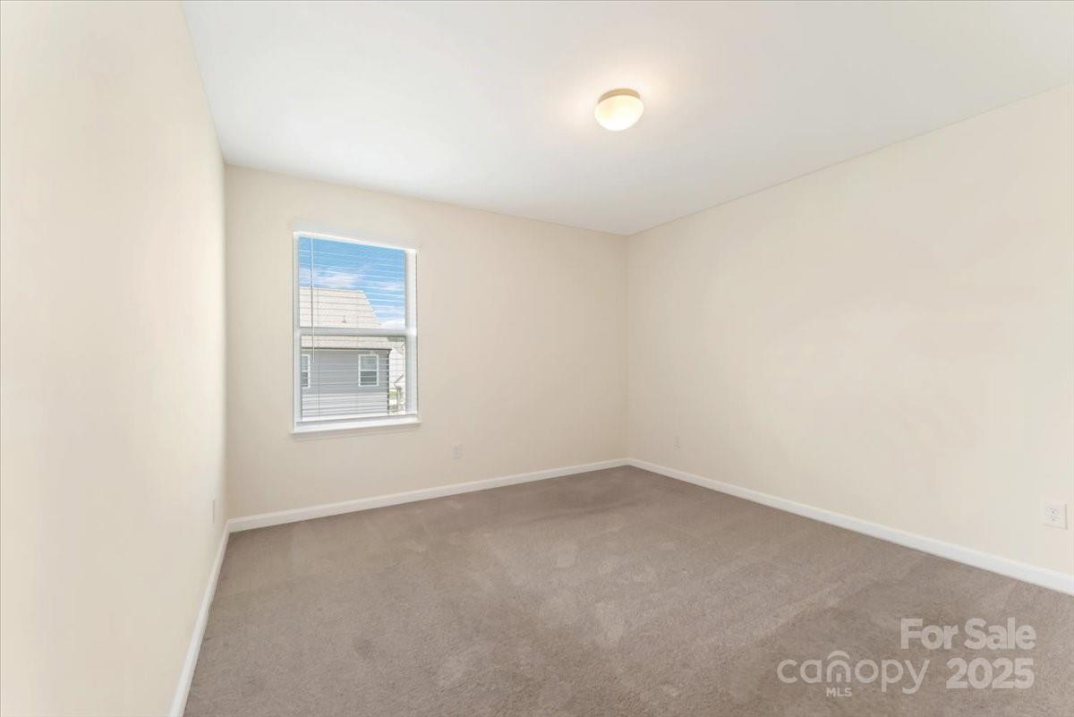 1207 Scotch Meadows Loop Property Photo 21