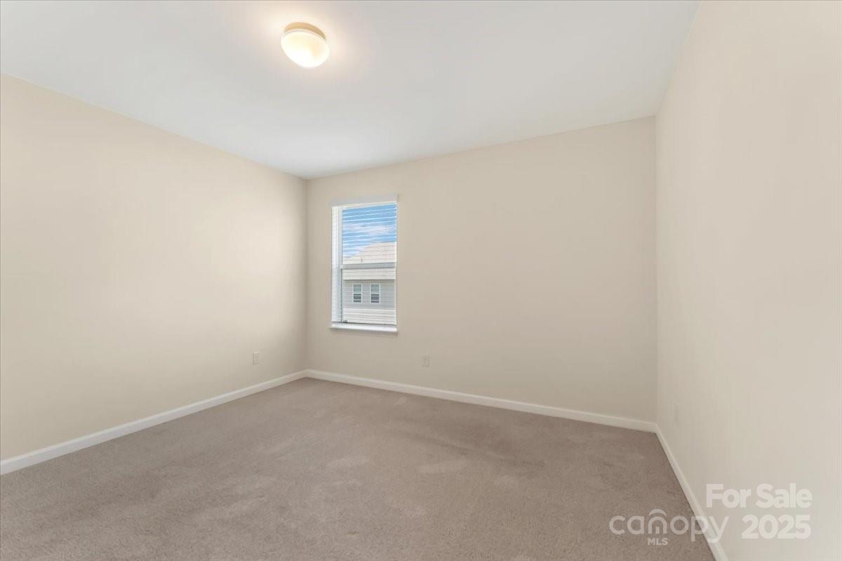1207 Scotch Meadows Loop Property Photo 22