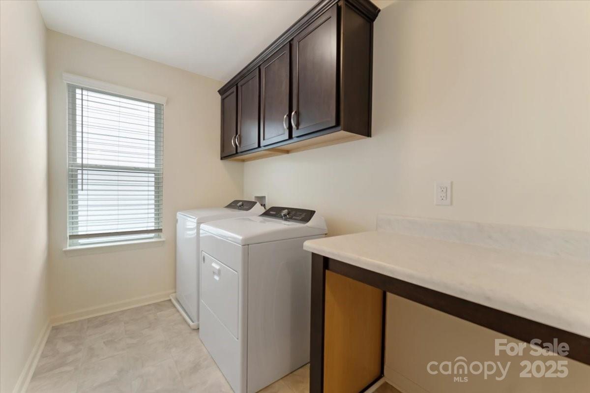 1207 Scotch Meadows Loop Property Photo 23