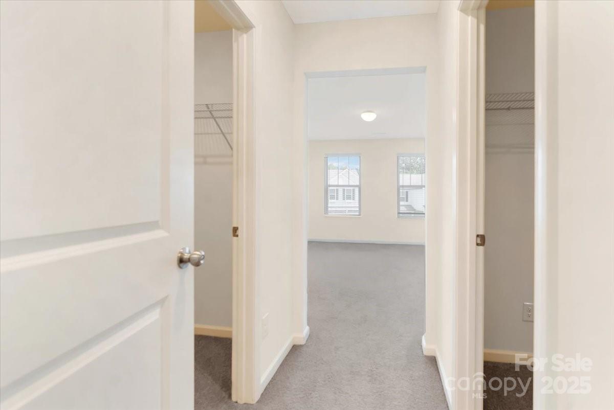 1207 Scotch Meadows Loop Property Photo 24