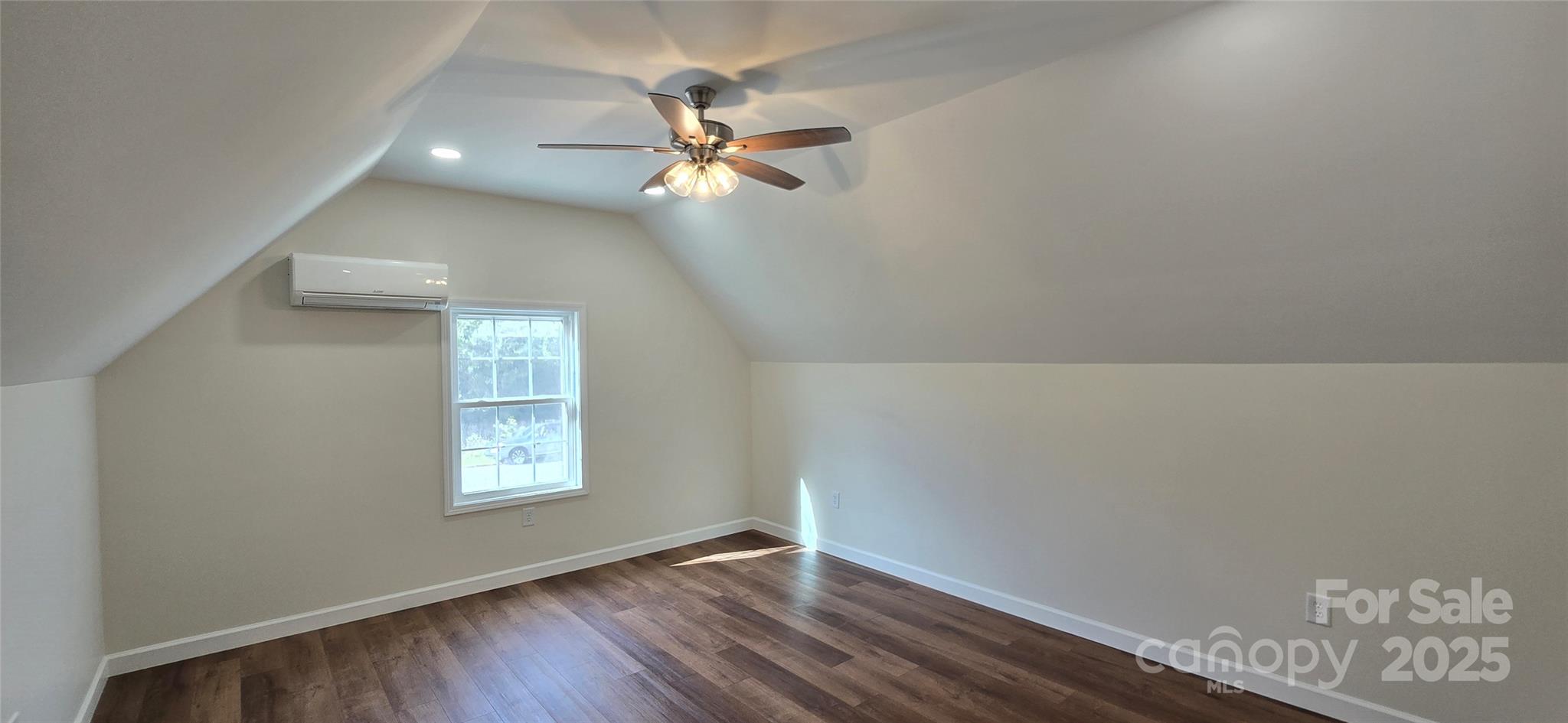 165 Twin K Drive Property Photo 22