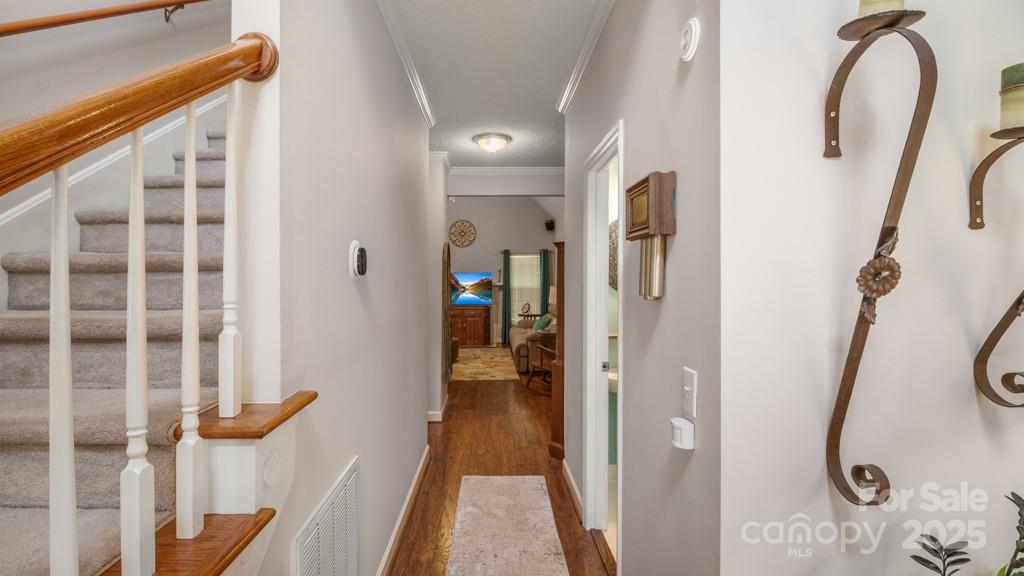 7191 Johns Point Court Property Photo 13