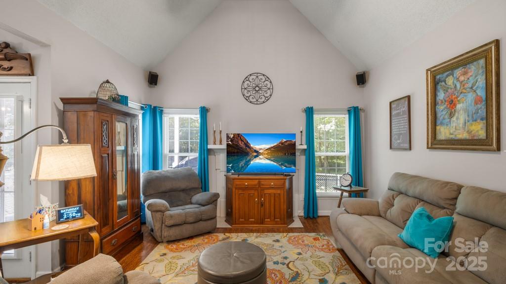 7191 Johns Point Court Property Photo 16