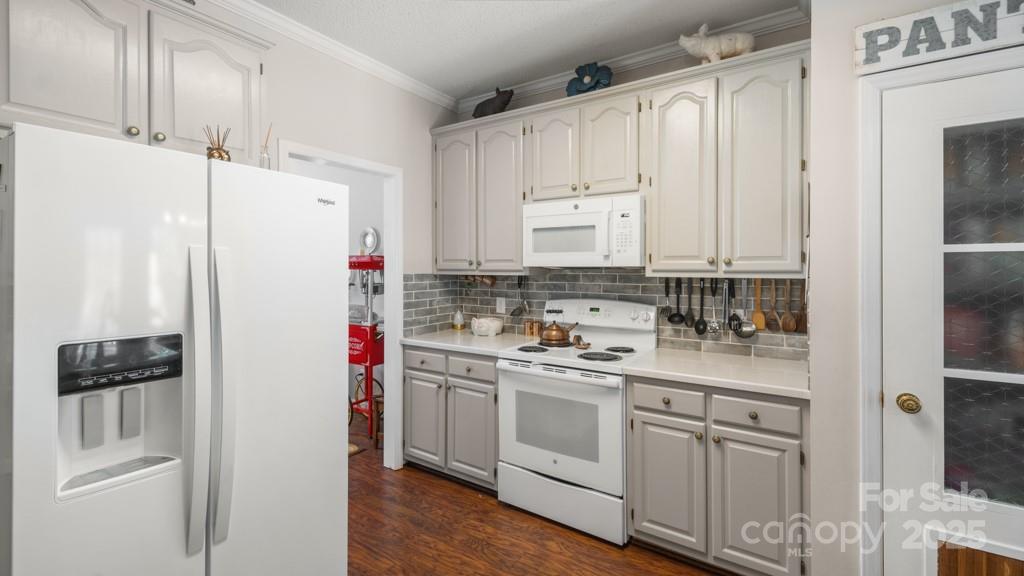 7191 Johns Point Court Property Photo 26