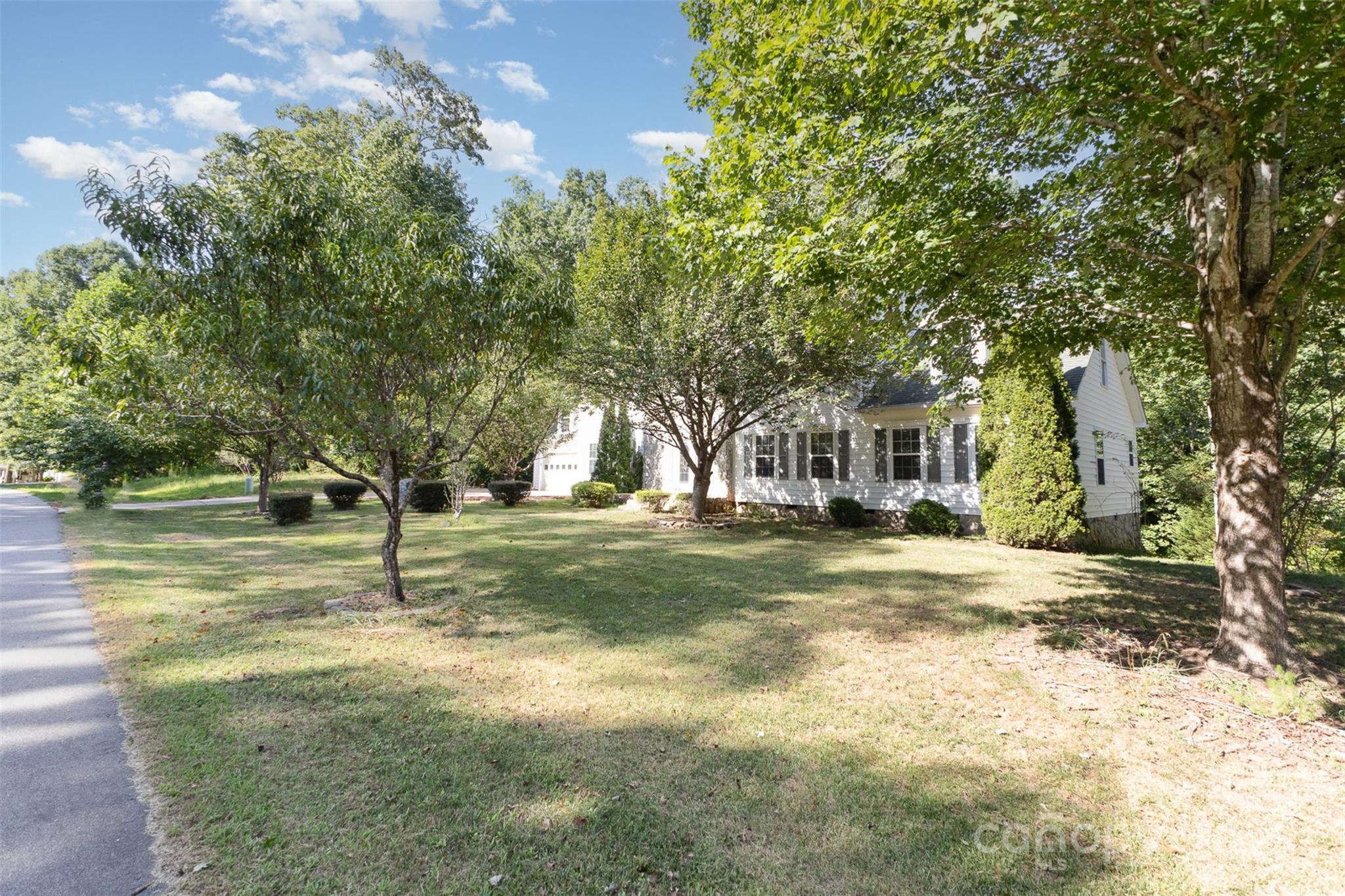 1485 Adkin Drive Property Photo 3