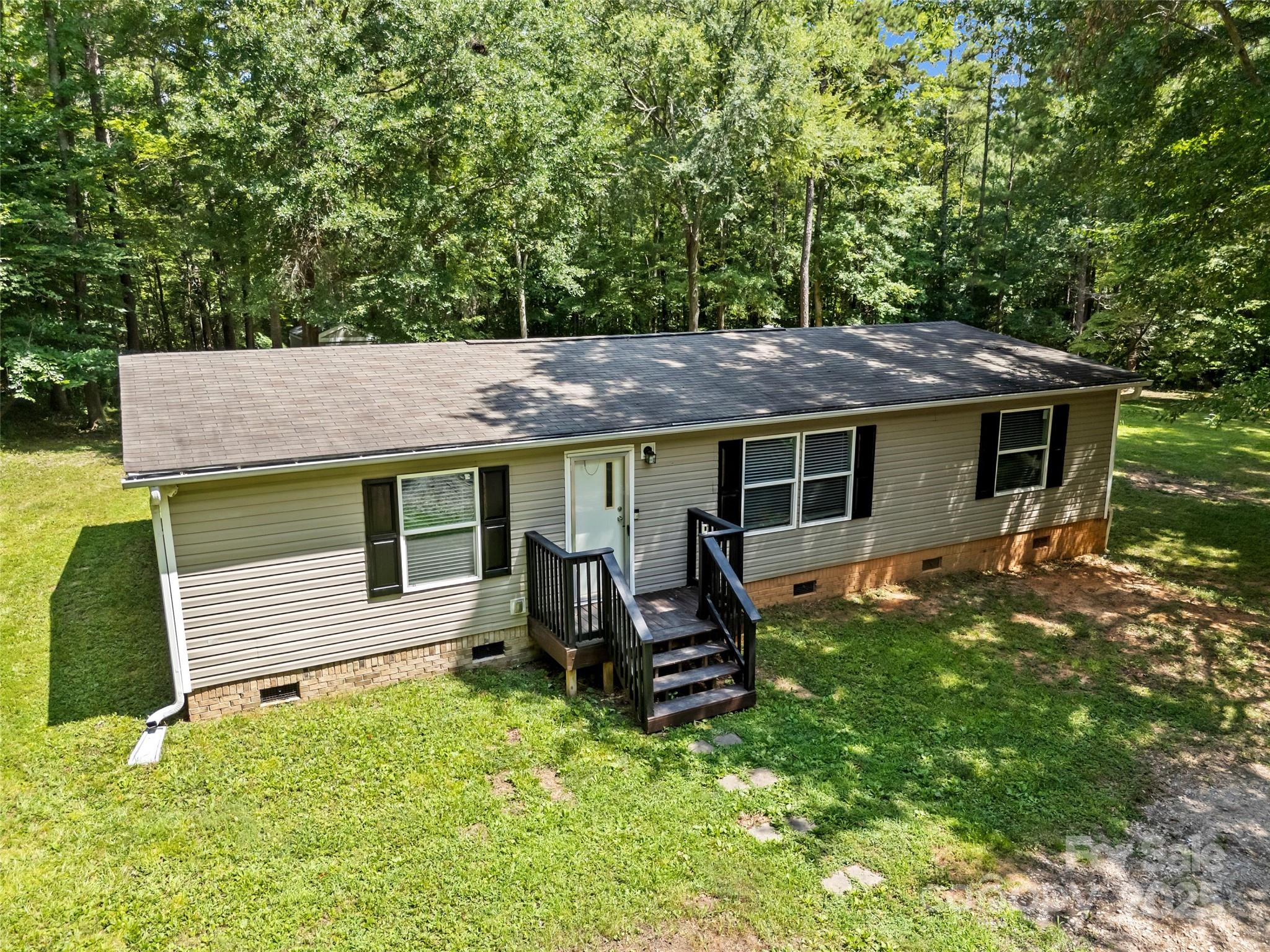 715 Eagle Heart Lane Property Photo 1