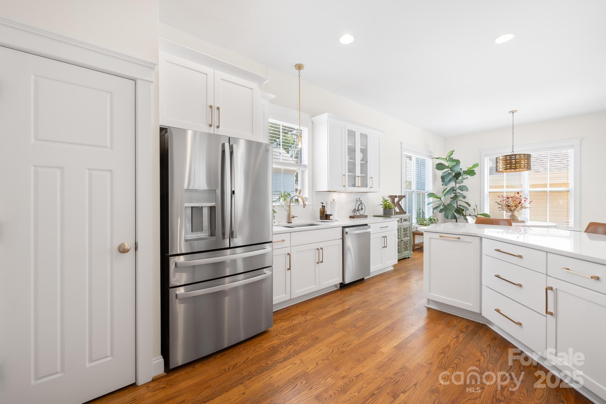 119 W Morehouse Avenue Property Photo 11